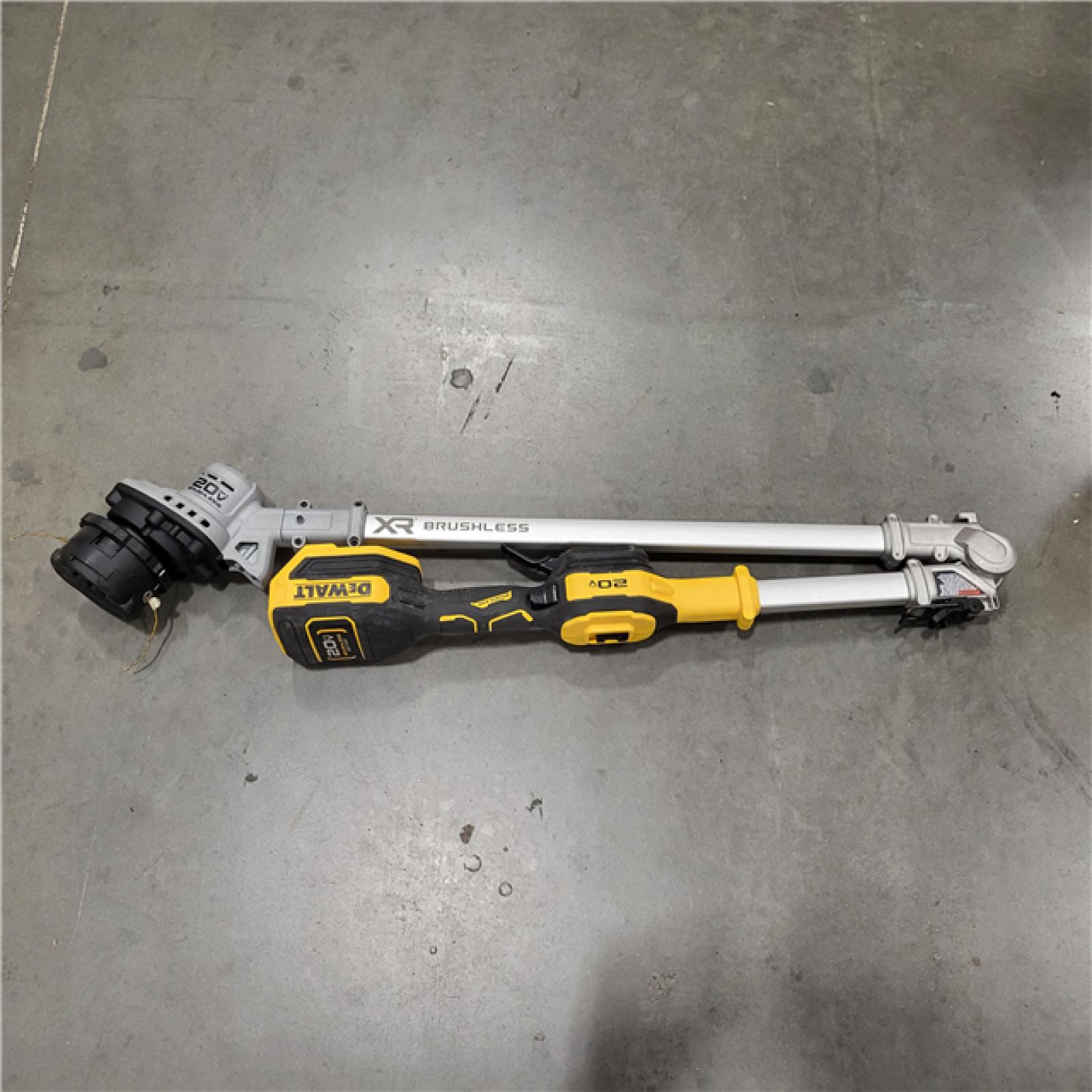 AS IS DEWALT 20V MAX Cordless Battery Powered String Trimmer & Blower Combo Kit with (1) 4 Ah Battery & Charger