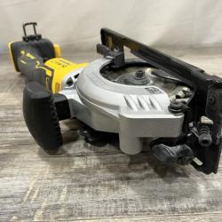 AS-IS DEWALT ATOMIC 20V MAX Cordless Brushless 4-1/2 in. Circular Saw (Tool Only)