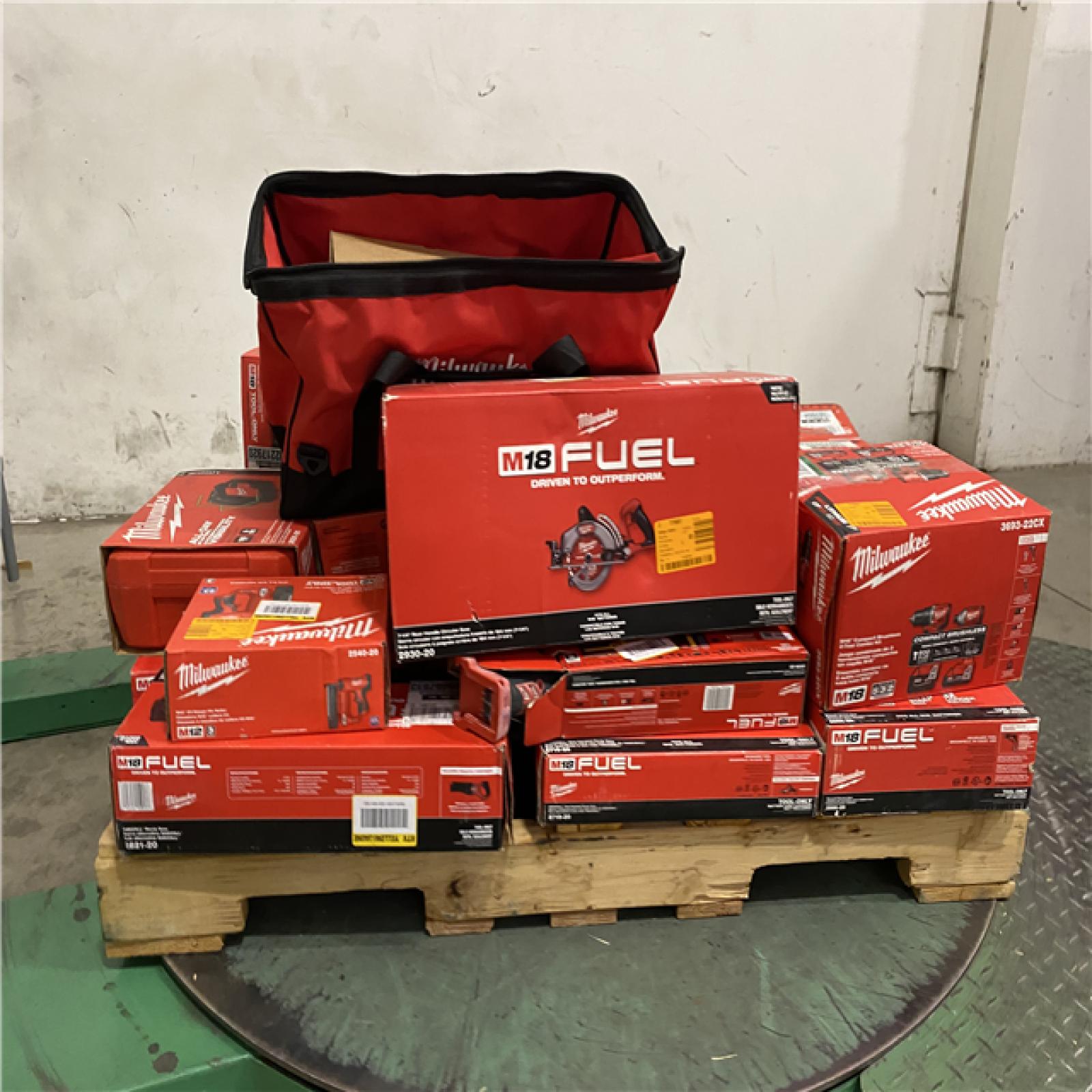 Dallas Location - As-Is MILWAUKEE Tool Pallet