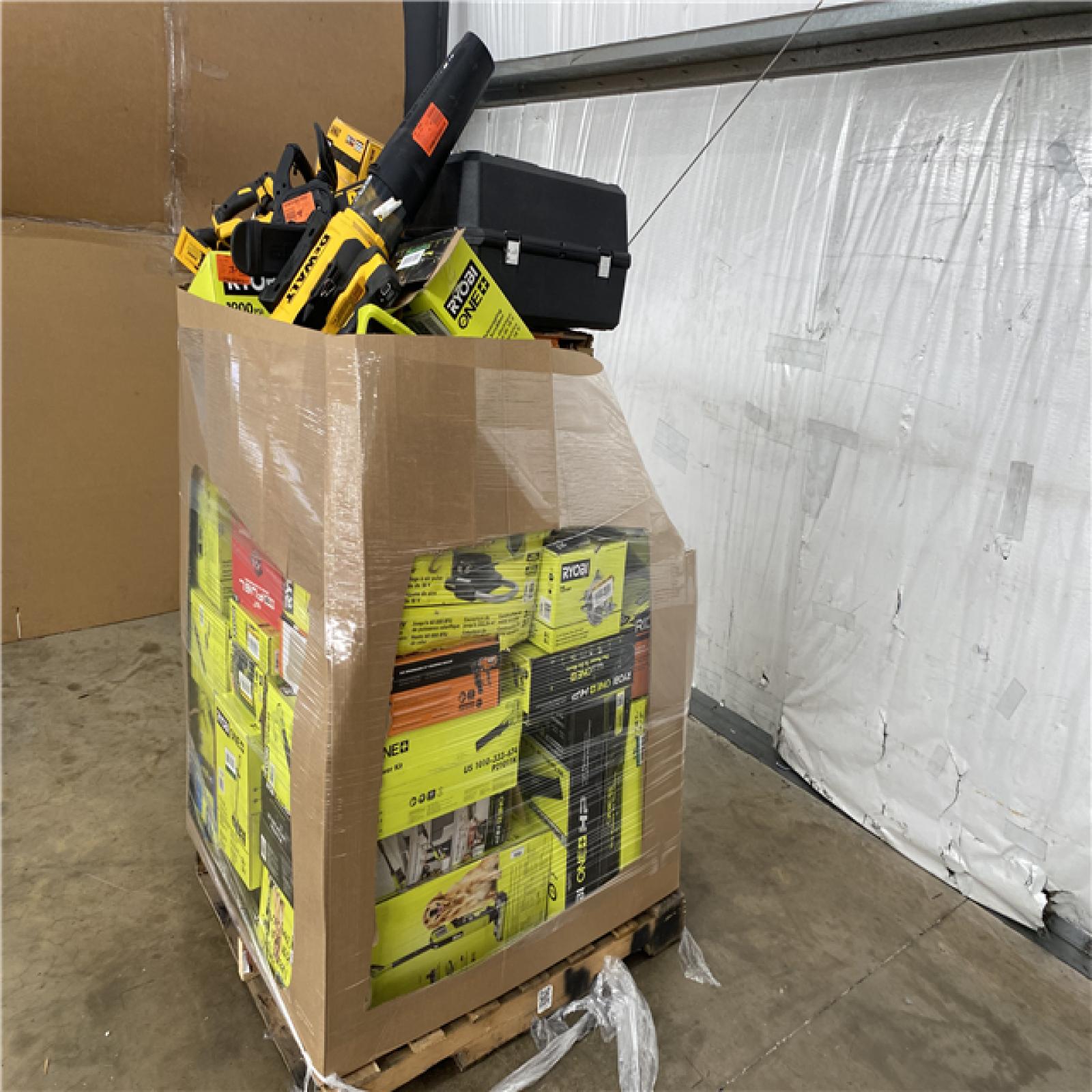 Houston Location AS IS - Tool Pallet