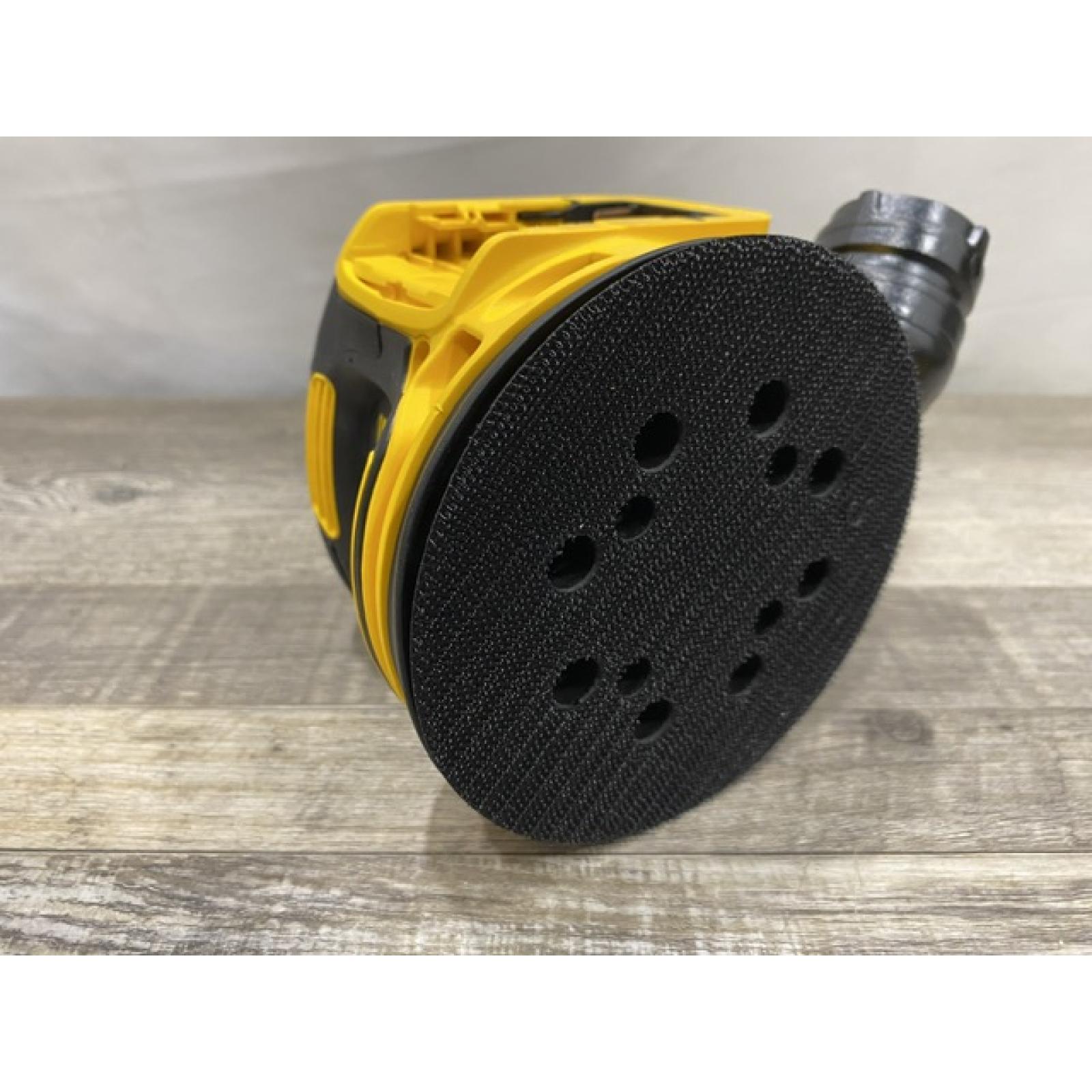 AS-IS DEWALT 20V MAX XR Cordless Brushless 5 in. Random Orbital Sander Kit