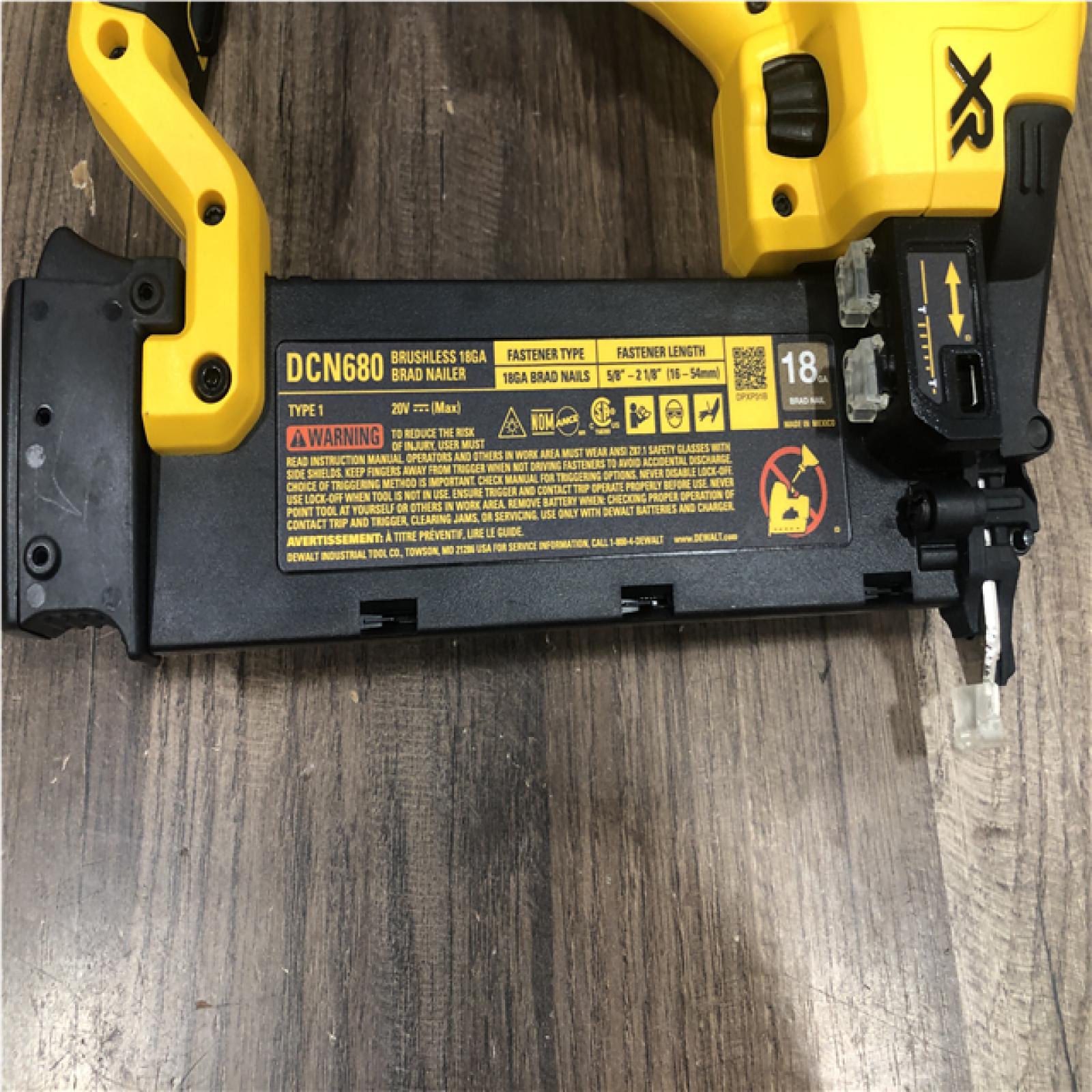 AS-IS DEWALT 20V MAX XR Lithium-Ion 2-1/8 in. 18-Gauge Electric Cordless Brad Nailer Kit