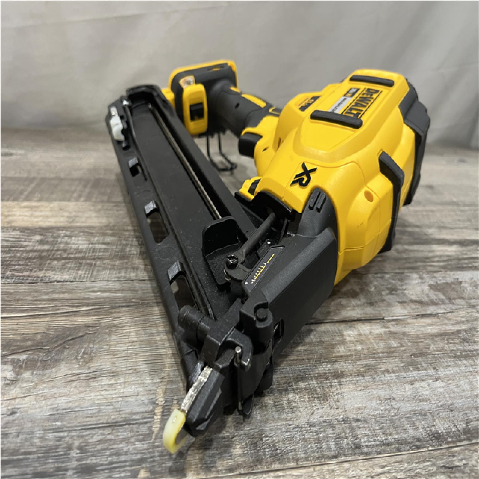 AS-IS DEWALT Cordless 20V MAX XR Angled Finish Nailer (Tool Only)