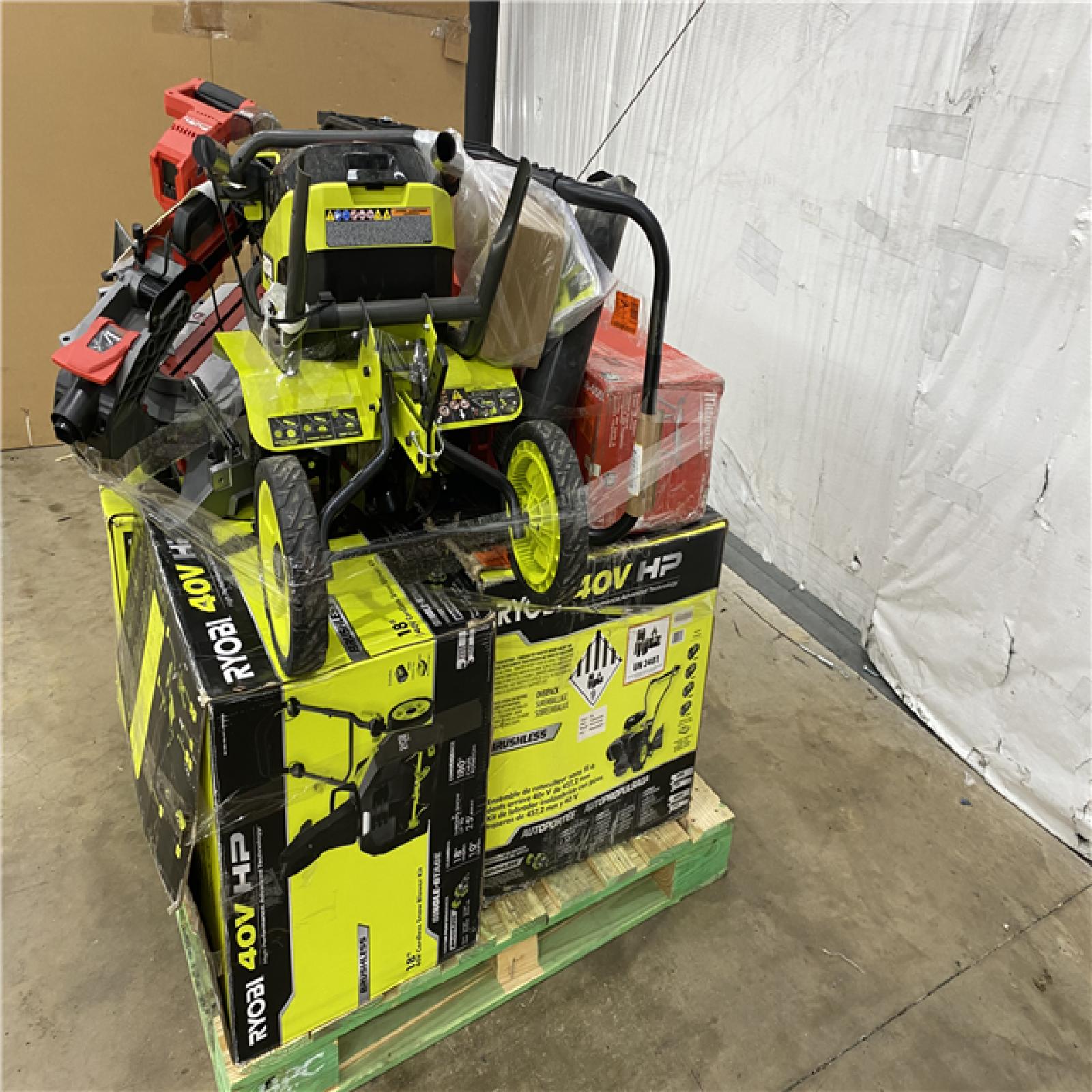 Houston Location AS IS - Tool Pallet