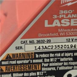 AS-IS Milwaukee-3632-21 M12 Green Beam Laser 360° 3-Plane Kit