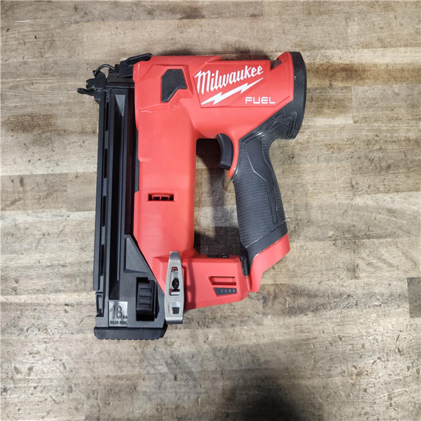 HOUSTON LOCATION - AS-IS M12 FUEL 12-Volt Lithium-Ion Brushless Cordless 18-Guage Compact Brad Nailer (Tool Only)