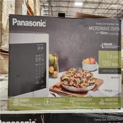 Phoenix Location Mixed Panasonic Countertop Microwave in Stainless Steel Pallet (11 Microwaves)