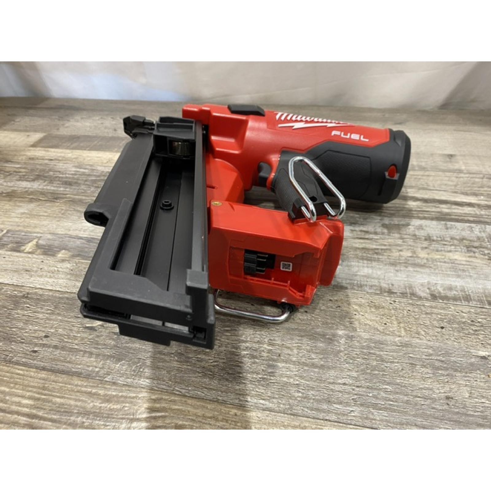AS-IS Milwaukee FUEL 3-1/2 in. 18-Volt 21-Degree Lithium-Ion Brushless Cordless Framing Nailer (Tool-Only)
