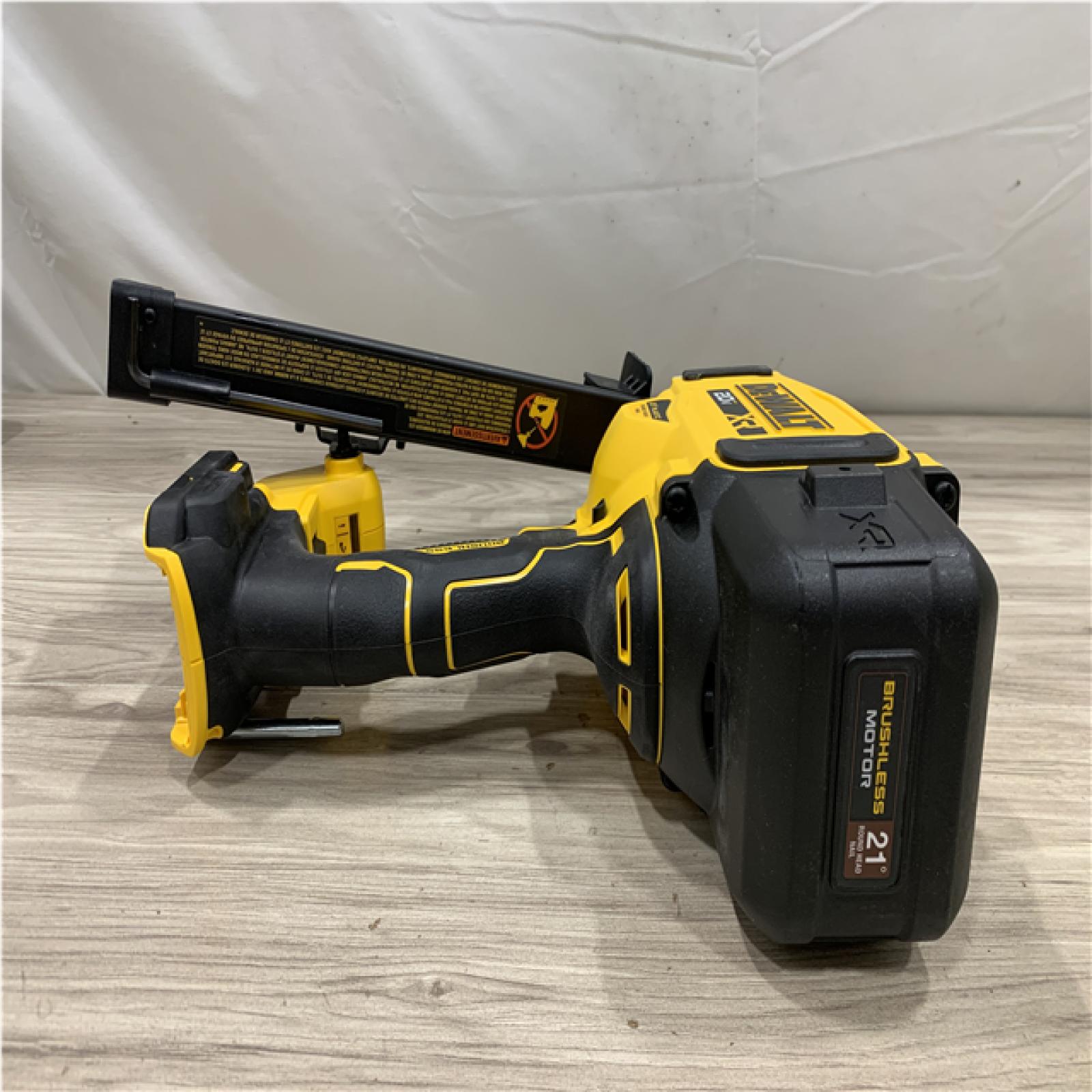 AS-IS DEWALT 20-Volt 21° Cordless Framing Nailer (Tool-Only)