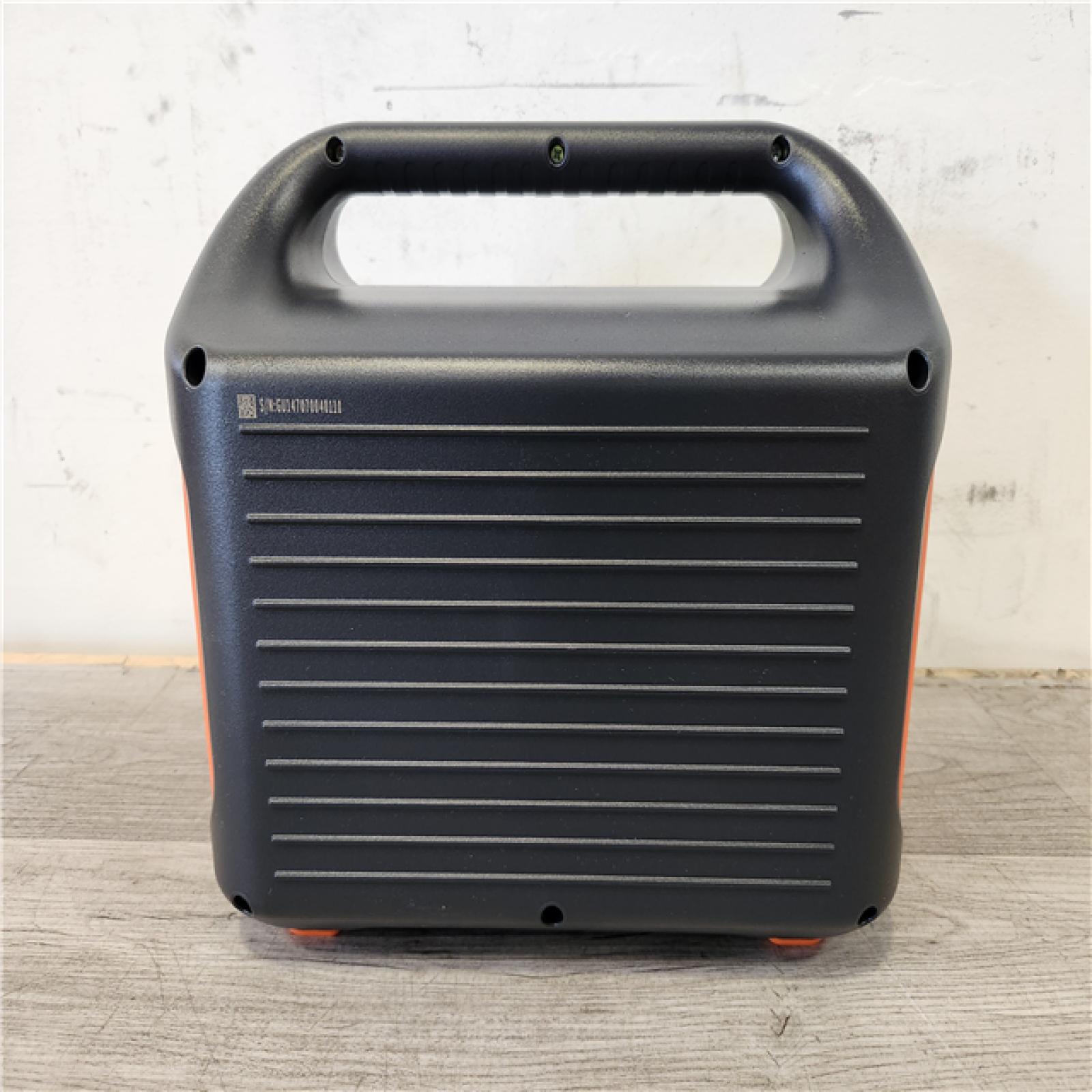 Phoenix Location LIKE NEW Jackery Explorer 880, 880Wh/1000W Model No: Explorer 880