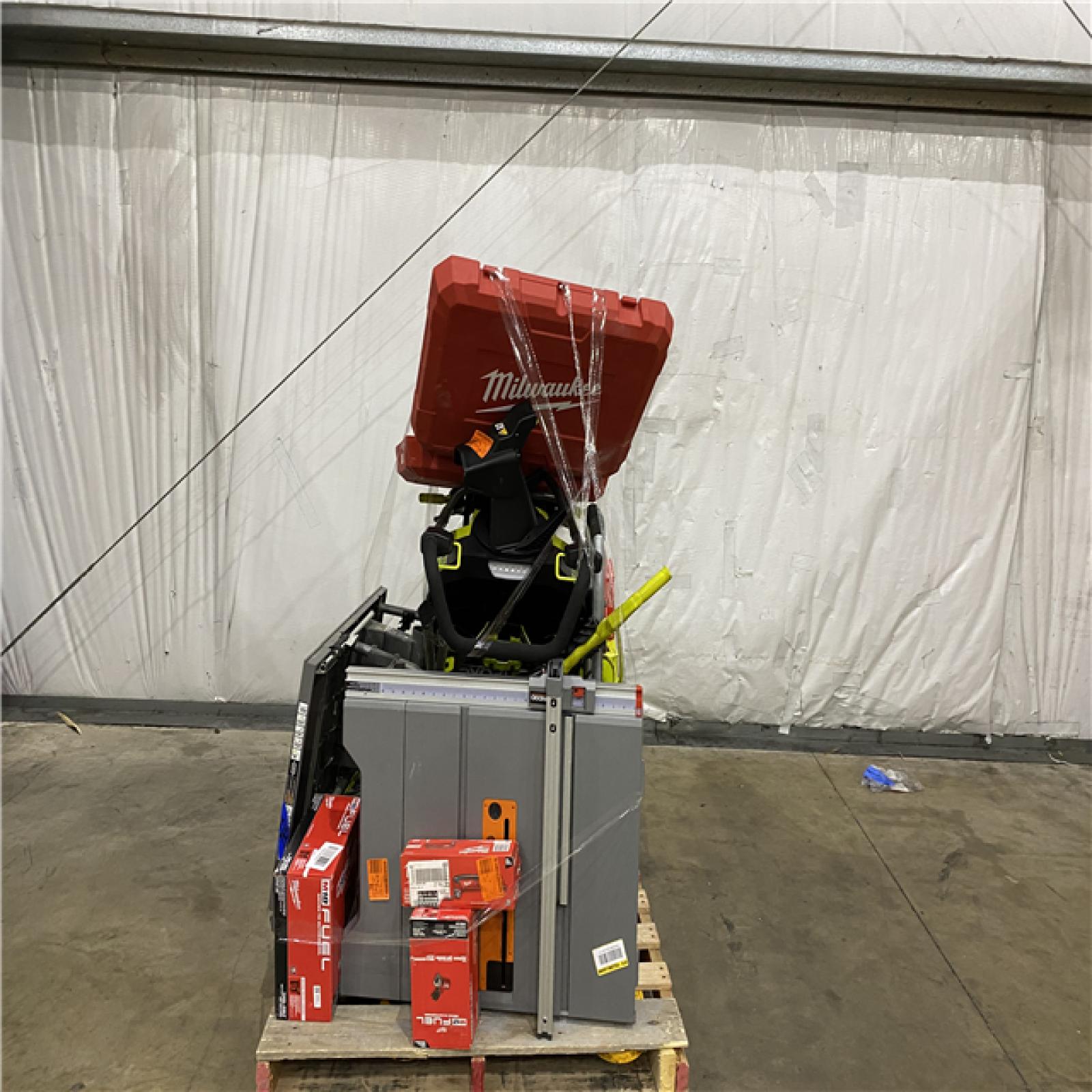 Houston Location AS IS - Tool Pallet