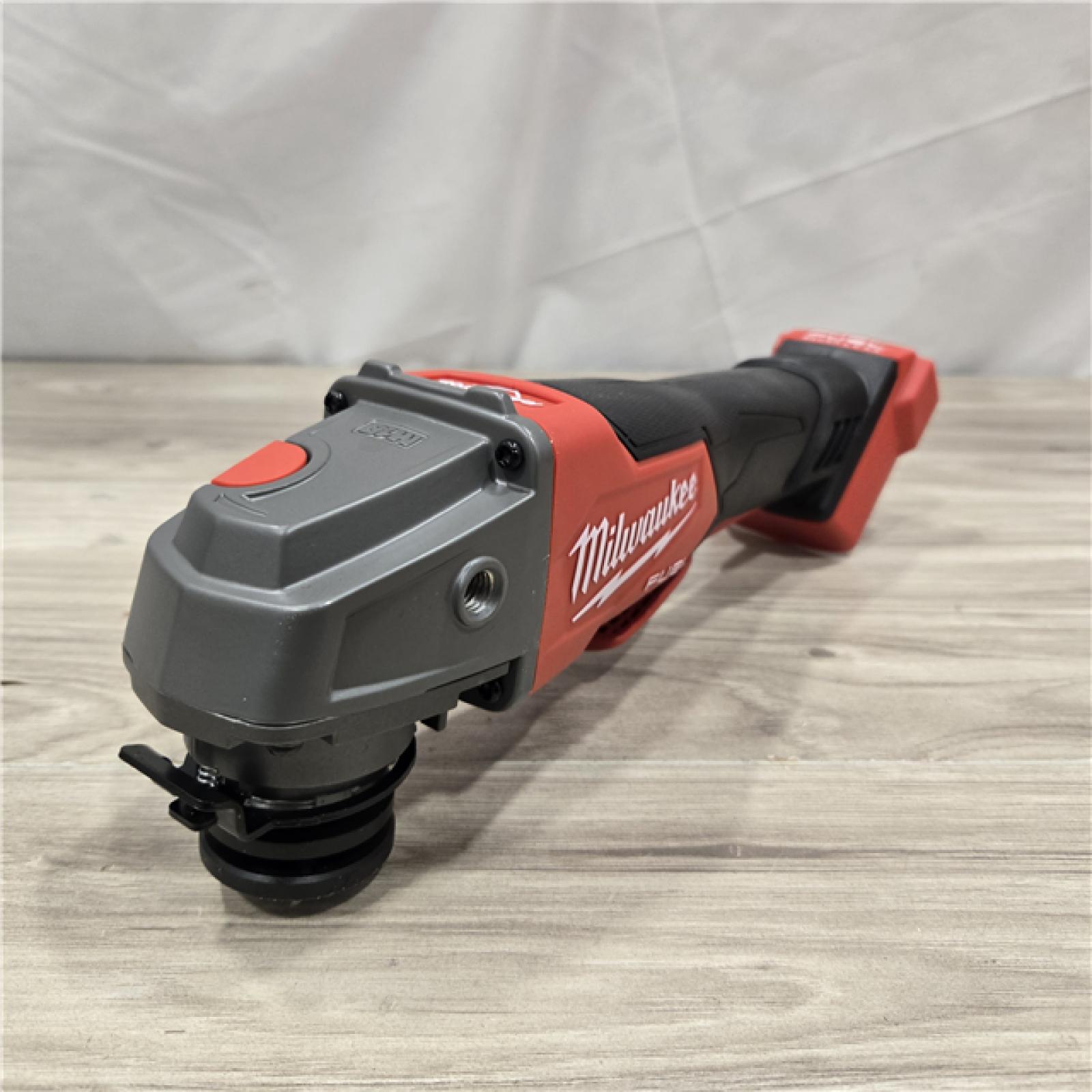 AS-IS Milwaukee 2880-20 FUEL 18V Cordless 4-1/2 in./5 in. Grinder (Tool-Only)