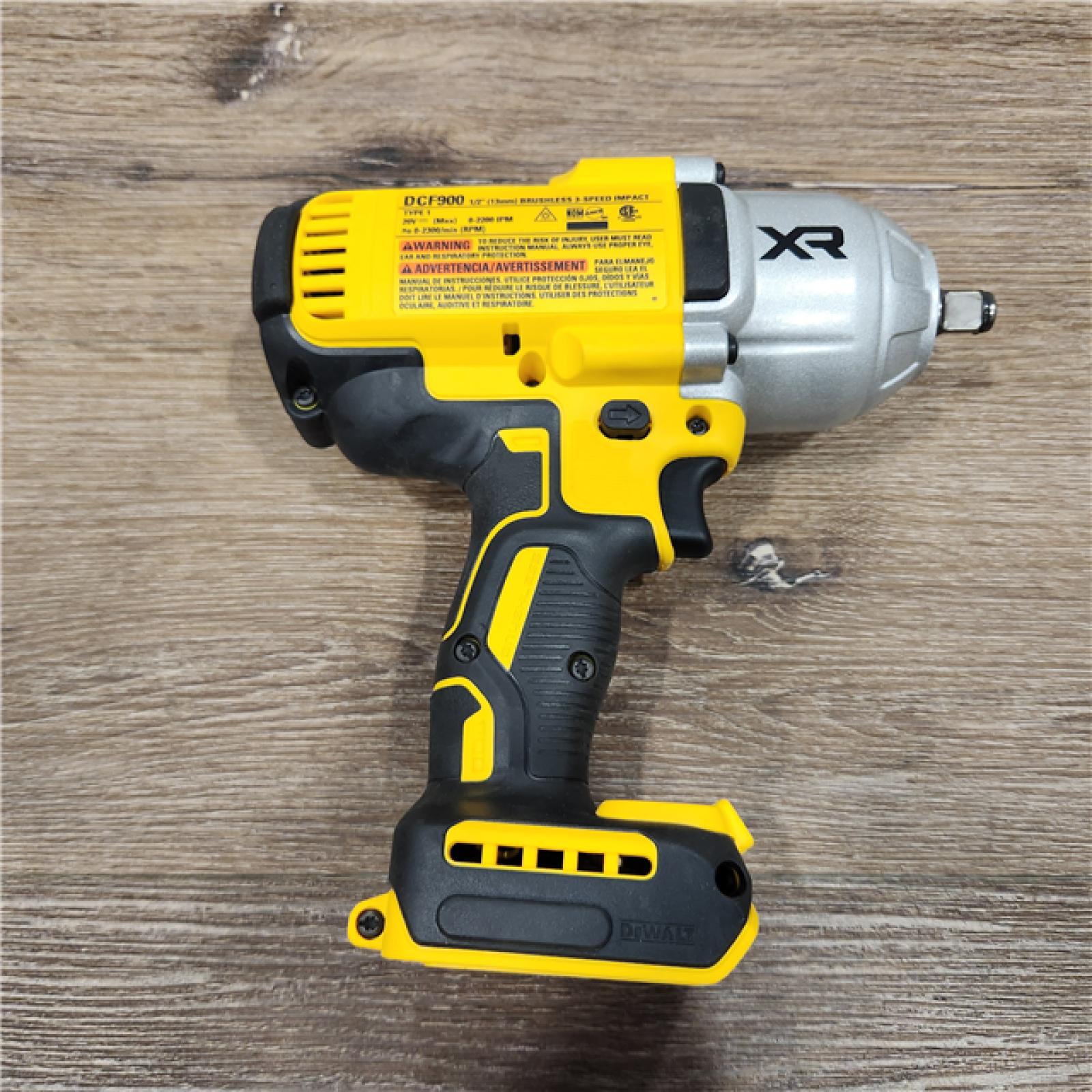 AS-IS DeWalt 20 V 1/2 in. Cordless Brushless Impact Wrench W/Hog Ring Kit (Battery & Charger)