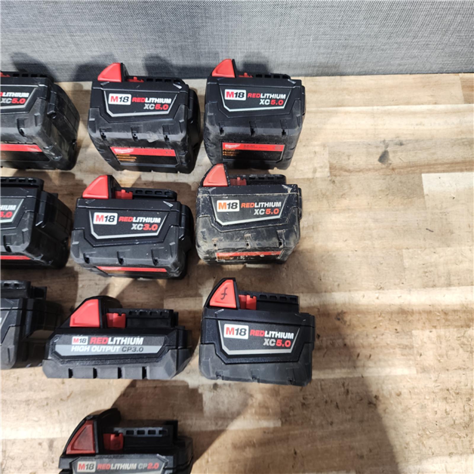 HOUSTON LOCATION - AS - IS MILWAUKEE BATTERY PACK QTY - 10