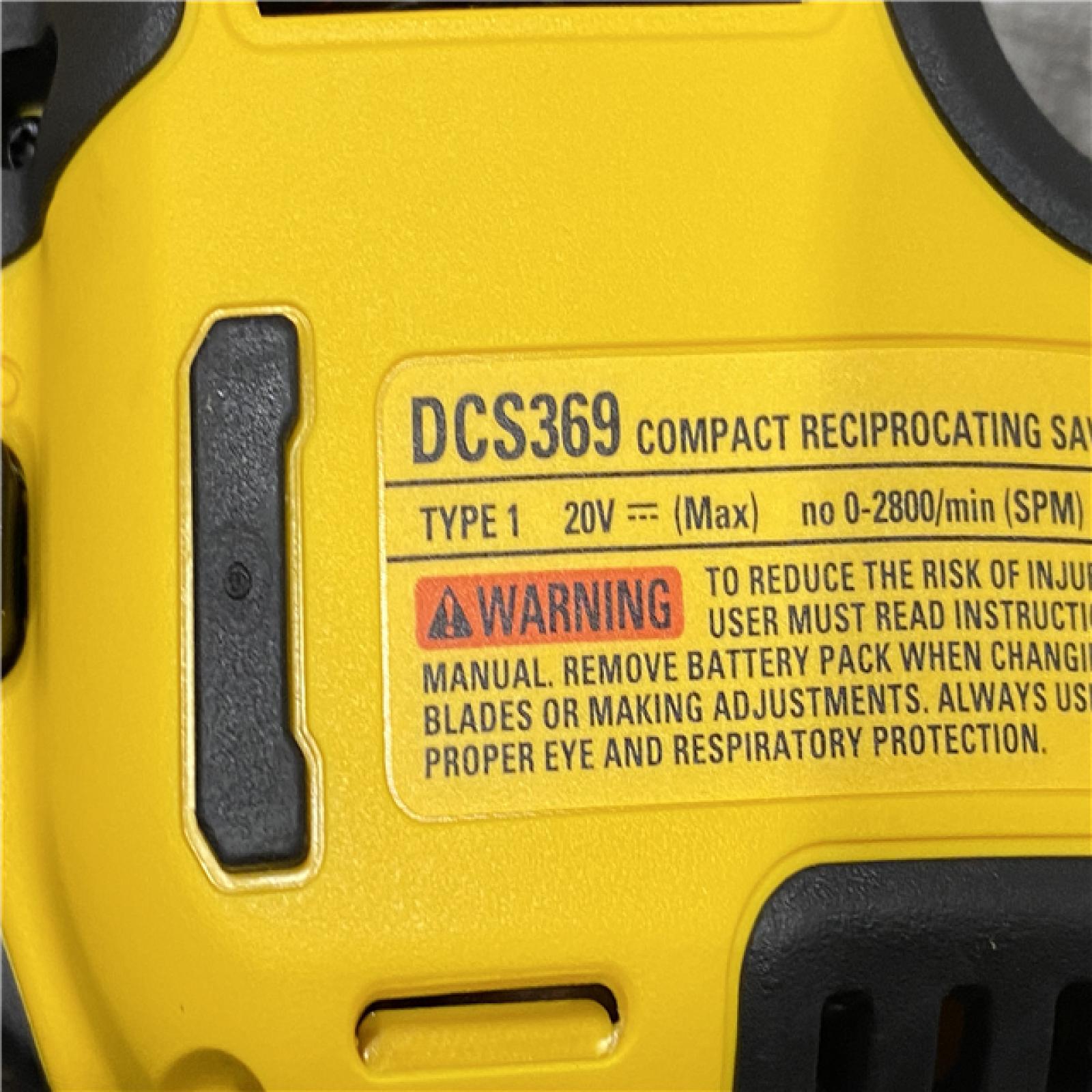 AS-IS DEWALT ATOMIC 20-Volt Lithium-Ion Cordless Brushless (4-Tool) Combo Kit