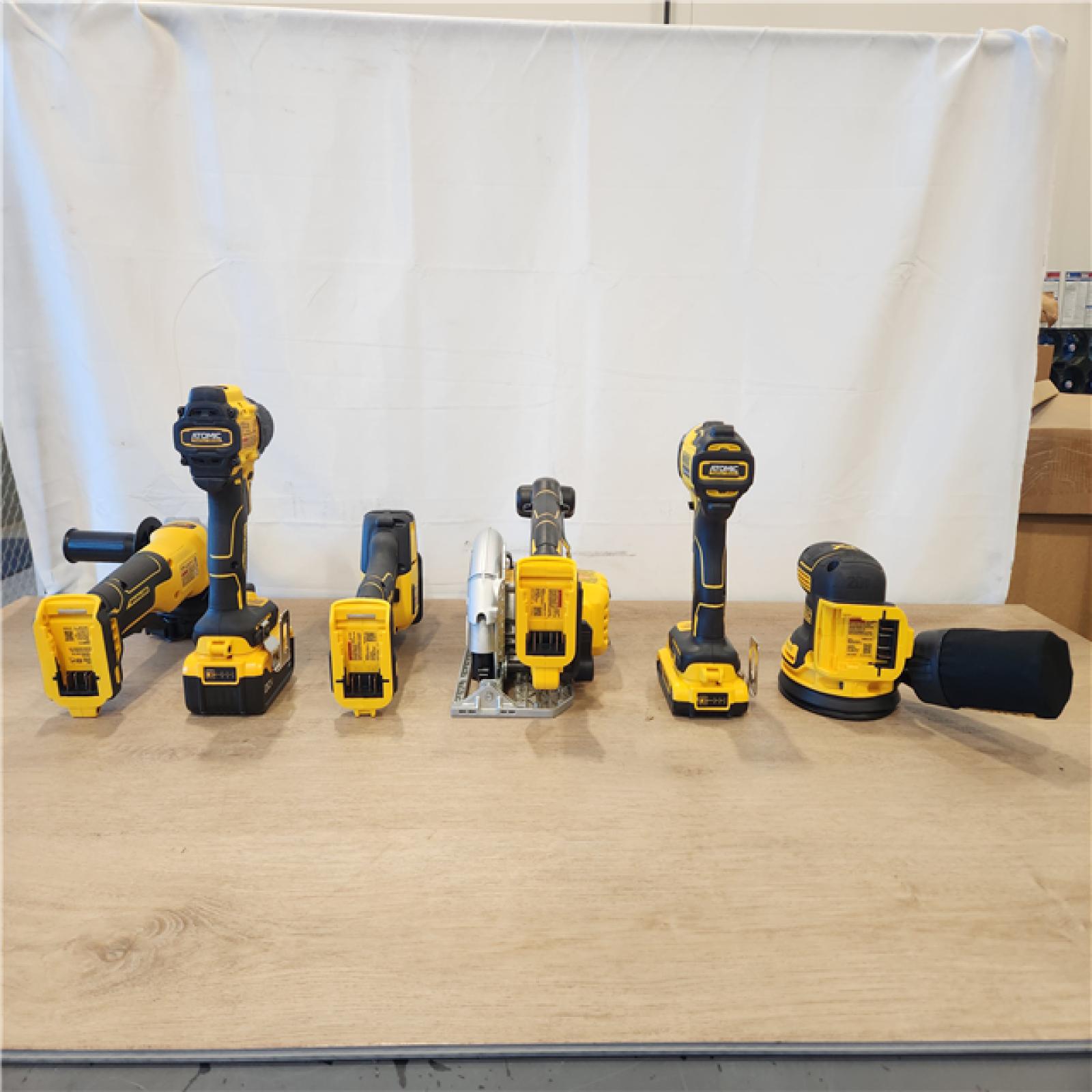 AS-IS- DEWALT 20V Lithium-Ion Cordless 6-Tool Combo Kit with 5.0 Ah and 2.0 Ah Batteries  Charger and Tough System 2.0 Rolling Toolbox
