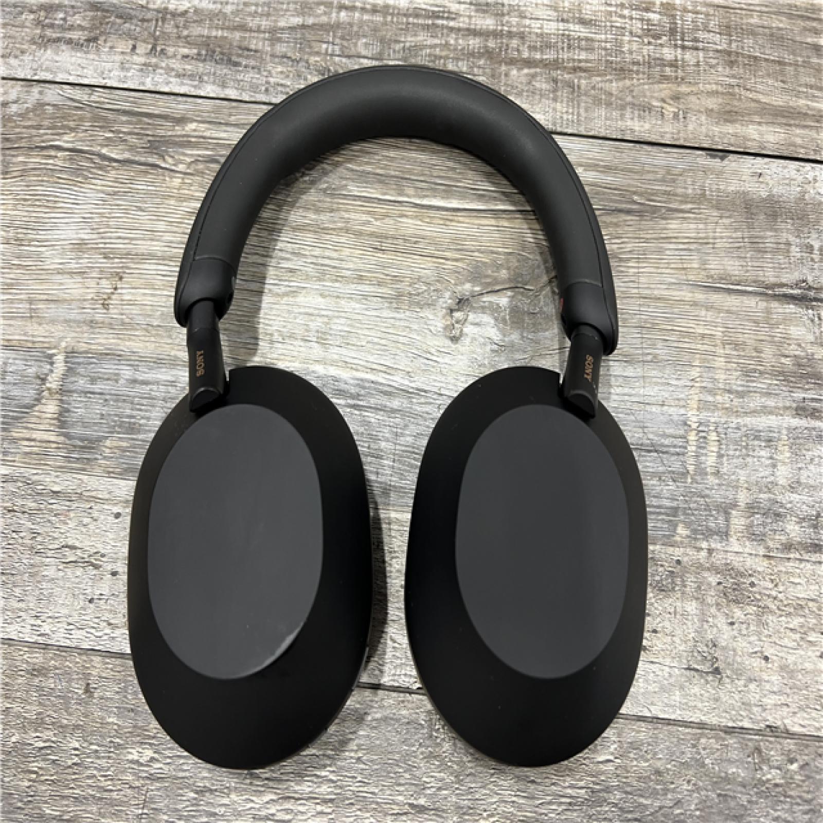 AS-IS Sony - WH-1000XM5 Wireless Noise-Canceling Over-the-Ear Headphones - Black