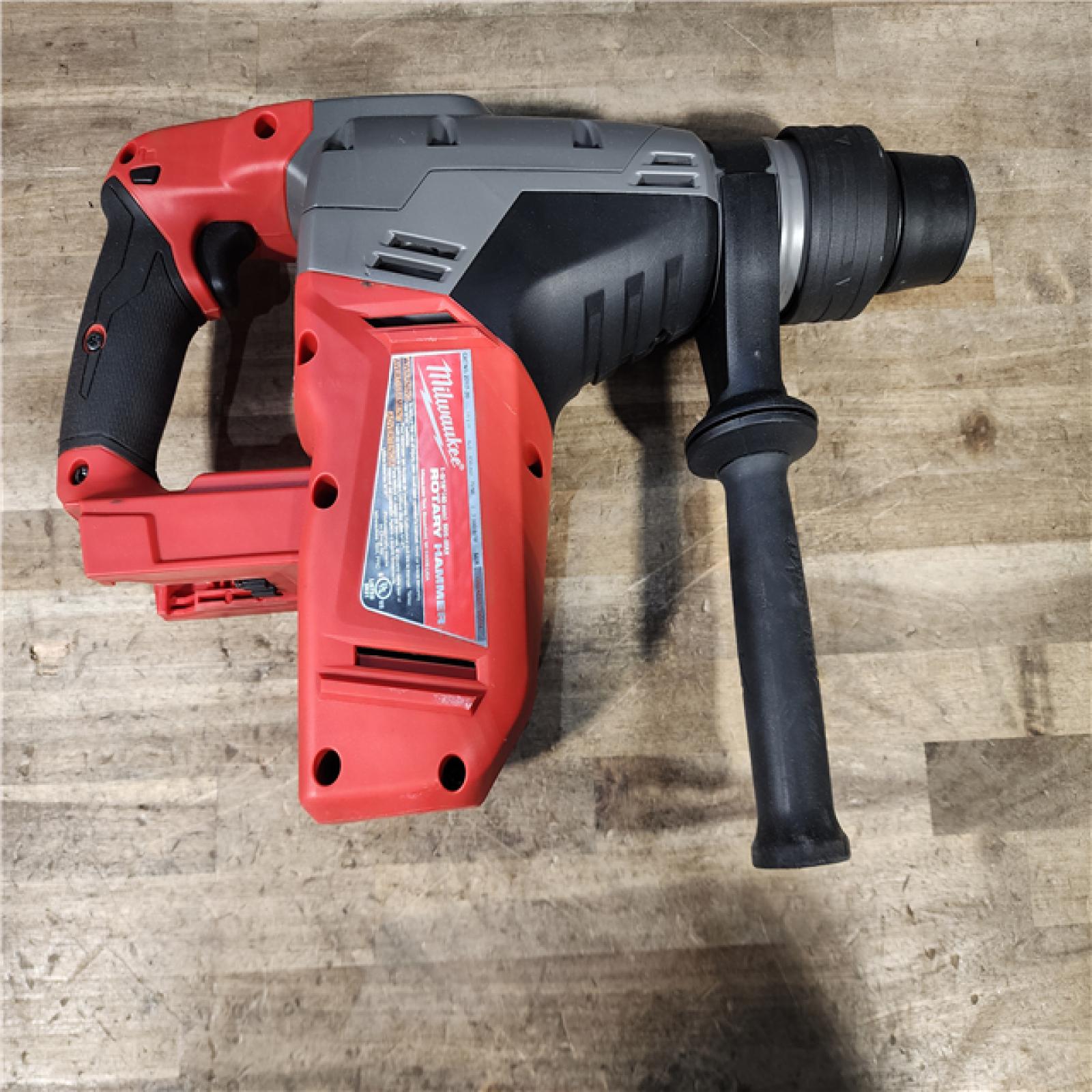 HOUSTON LOCATION - AS-IS M18 FUEL 18V Lithium-Ion Brushless Cordless 1-9/16 in. SDS-Max Rotary Hammer (Tool-Only)