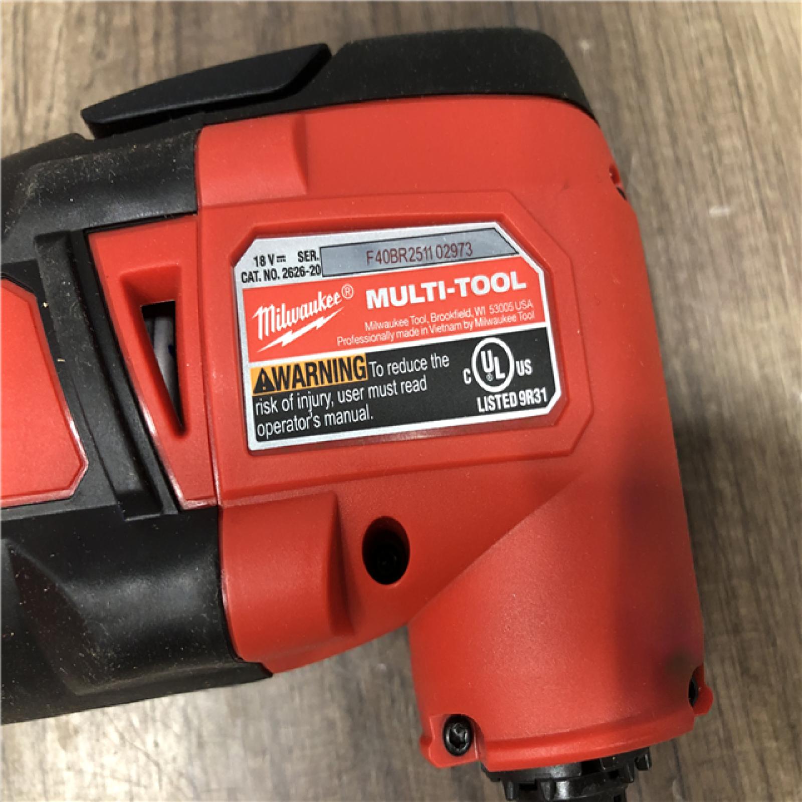 AS-IS Milwaukee  18V Lithium-Ion Cordless Oscillating Multi-Tool (Tool-Only)