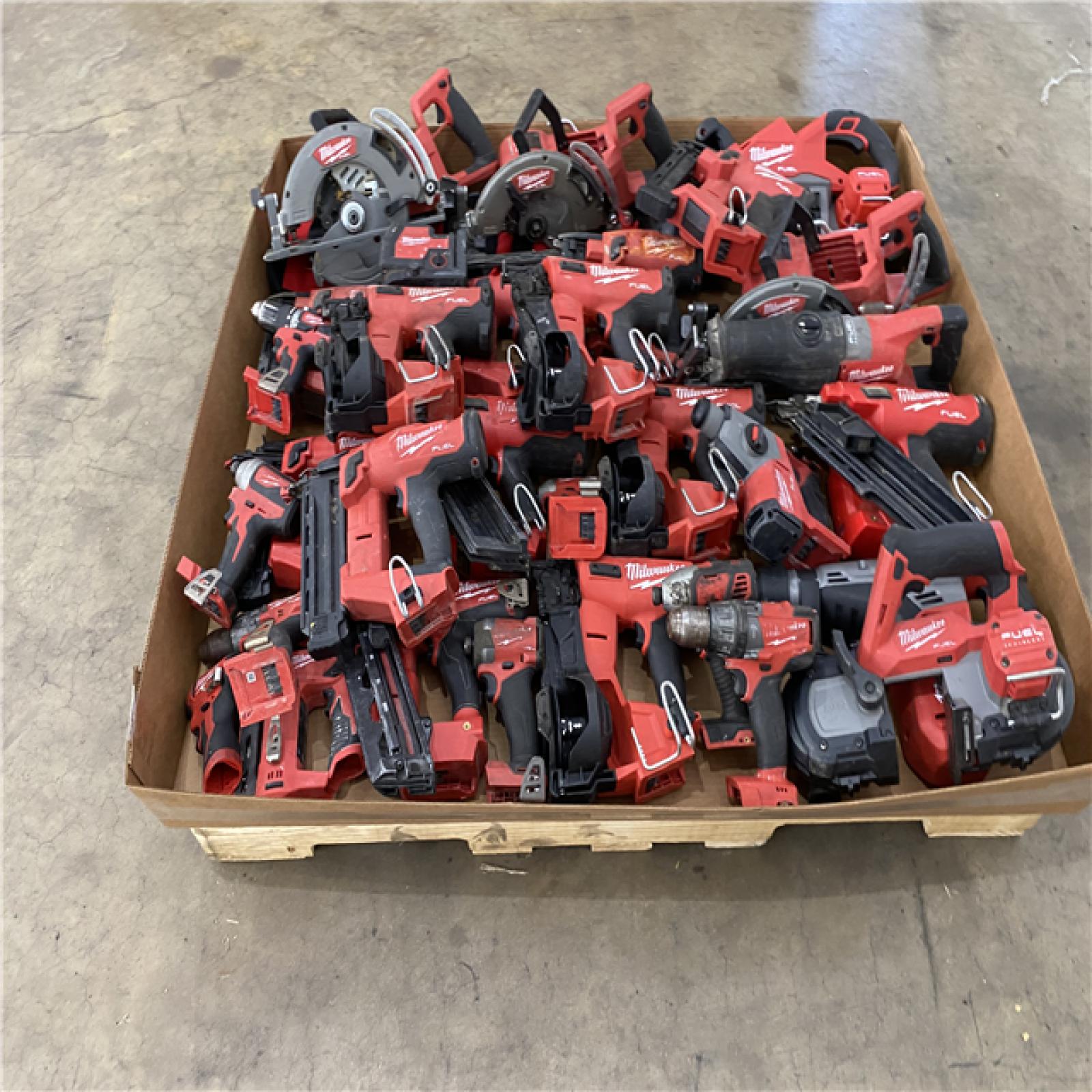 Houston Location AS IS - Tool Pallet