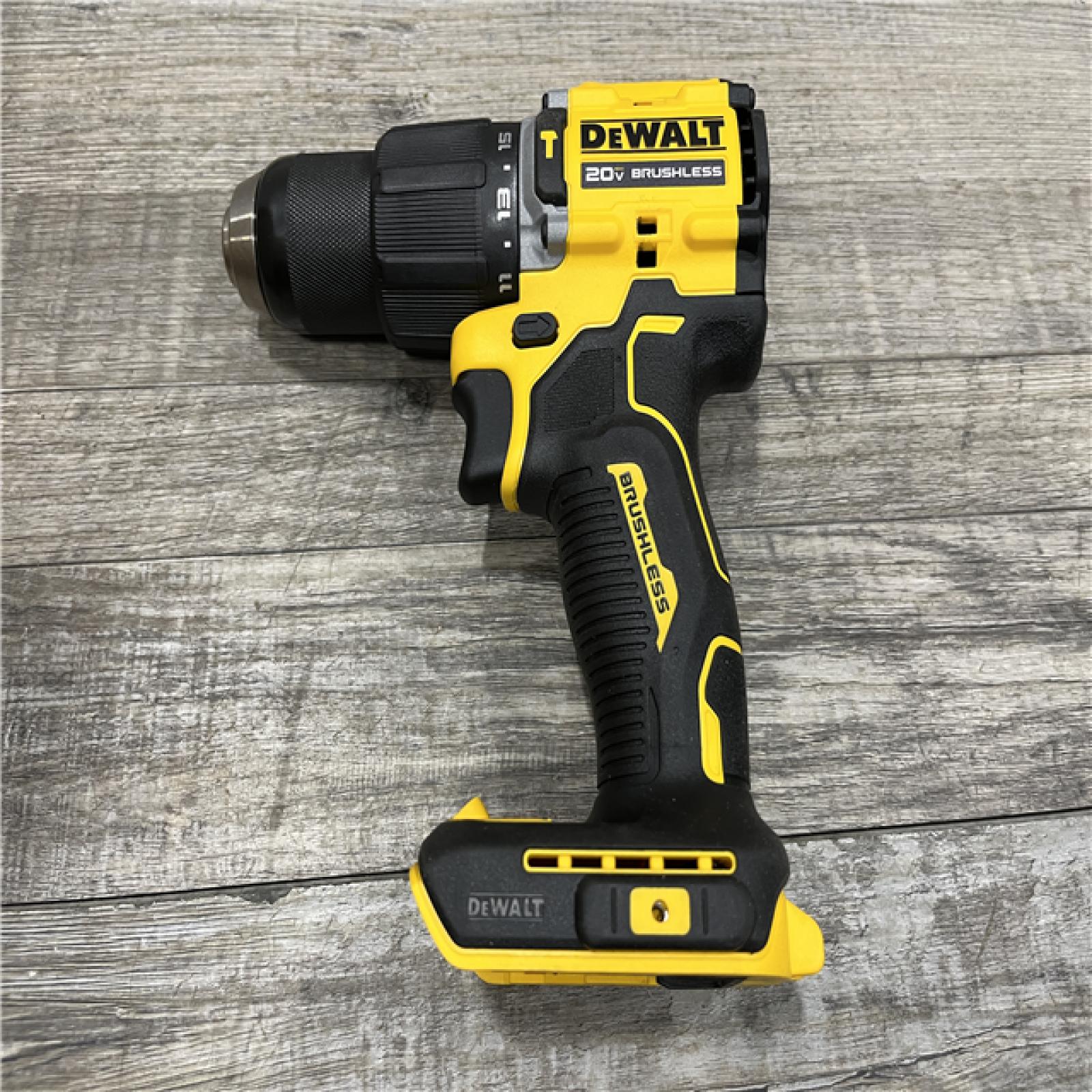 AS-IS DEWALT ATOMIC 20V Lithium-Ion Cordless 1/2 in. Hammer Drill Kit