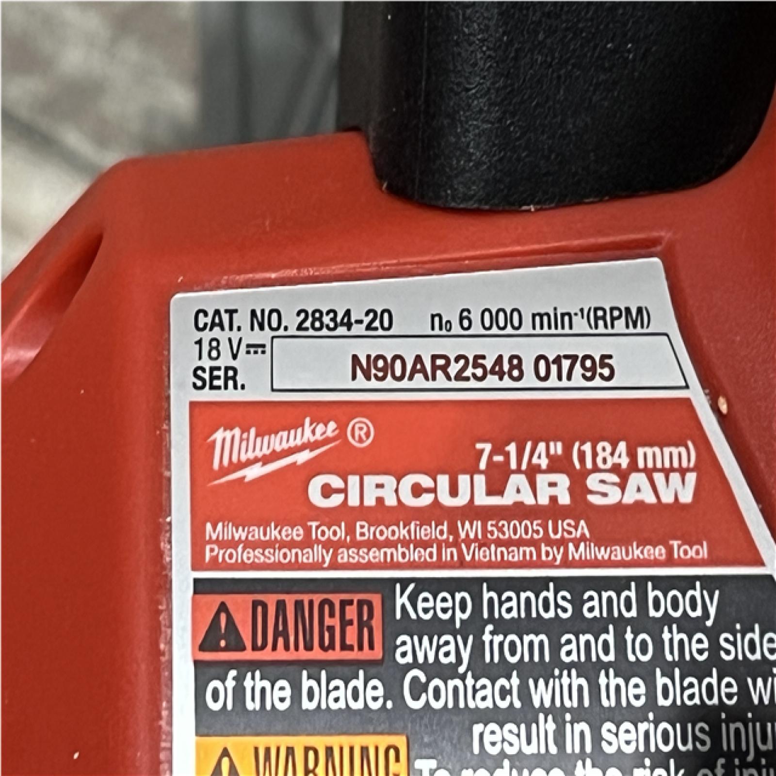 AS-IS Milwaukee FUEL 18V Lithium-Ion Brushless Cordless 7-1/4 in. Circular Saw (Tool-Only)