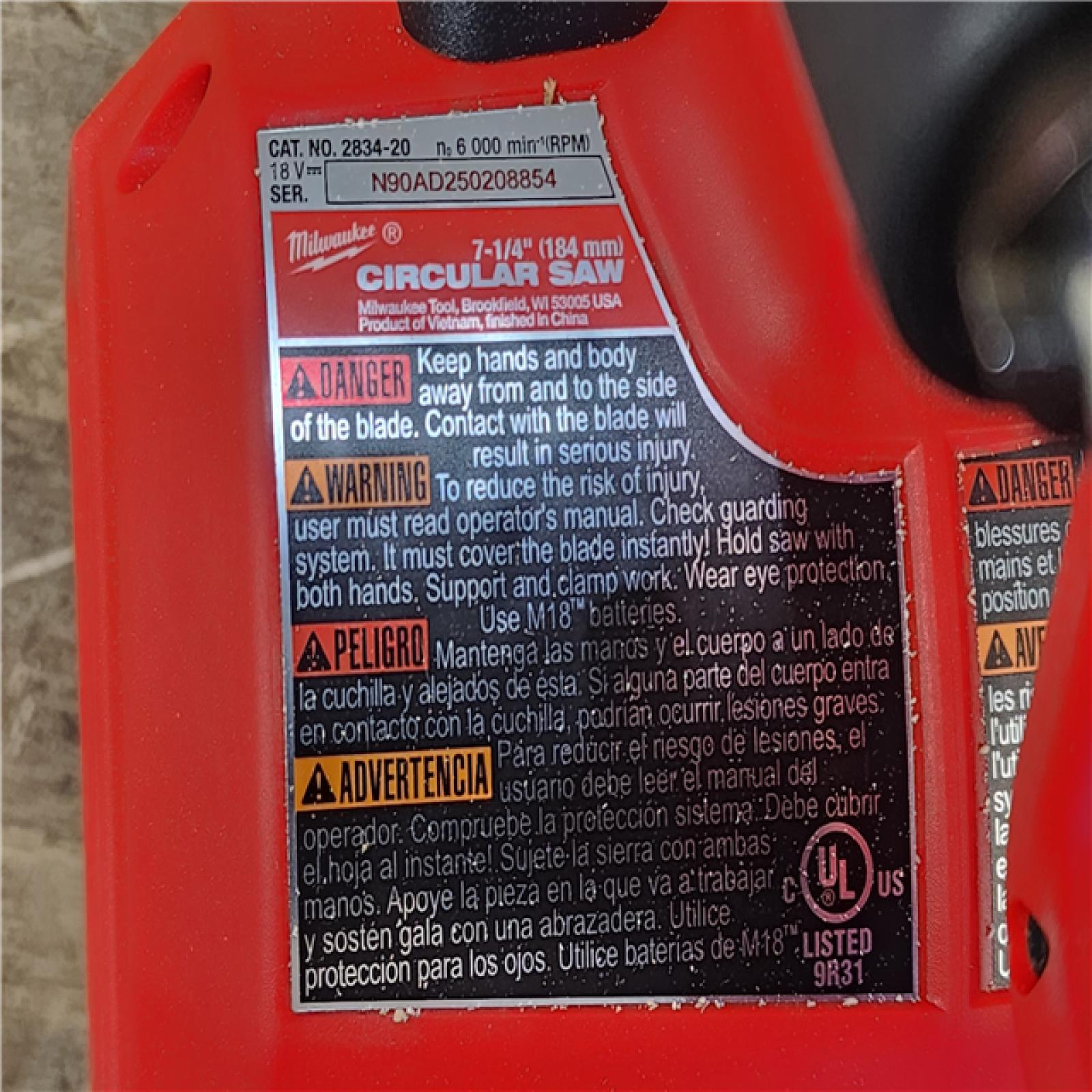 HOUSTON LOCATION - AS-IS Milwaukee M18 FUEL 7-1/4 Inch Circular Saw (Bare Tool)