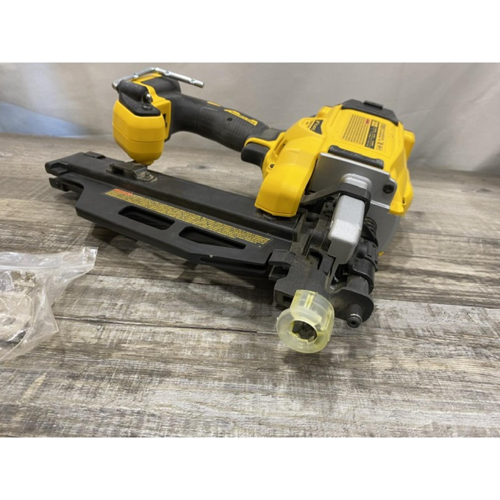AS-IS DEWALT 20-Volt 21° Cordless Framing Nailer (Tool-Only)