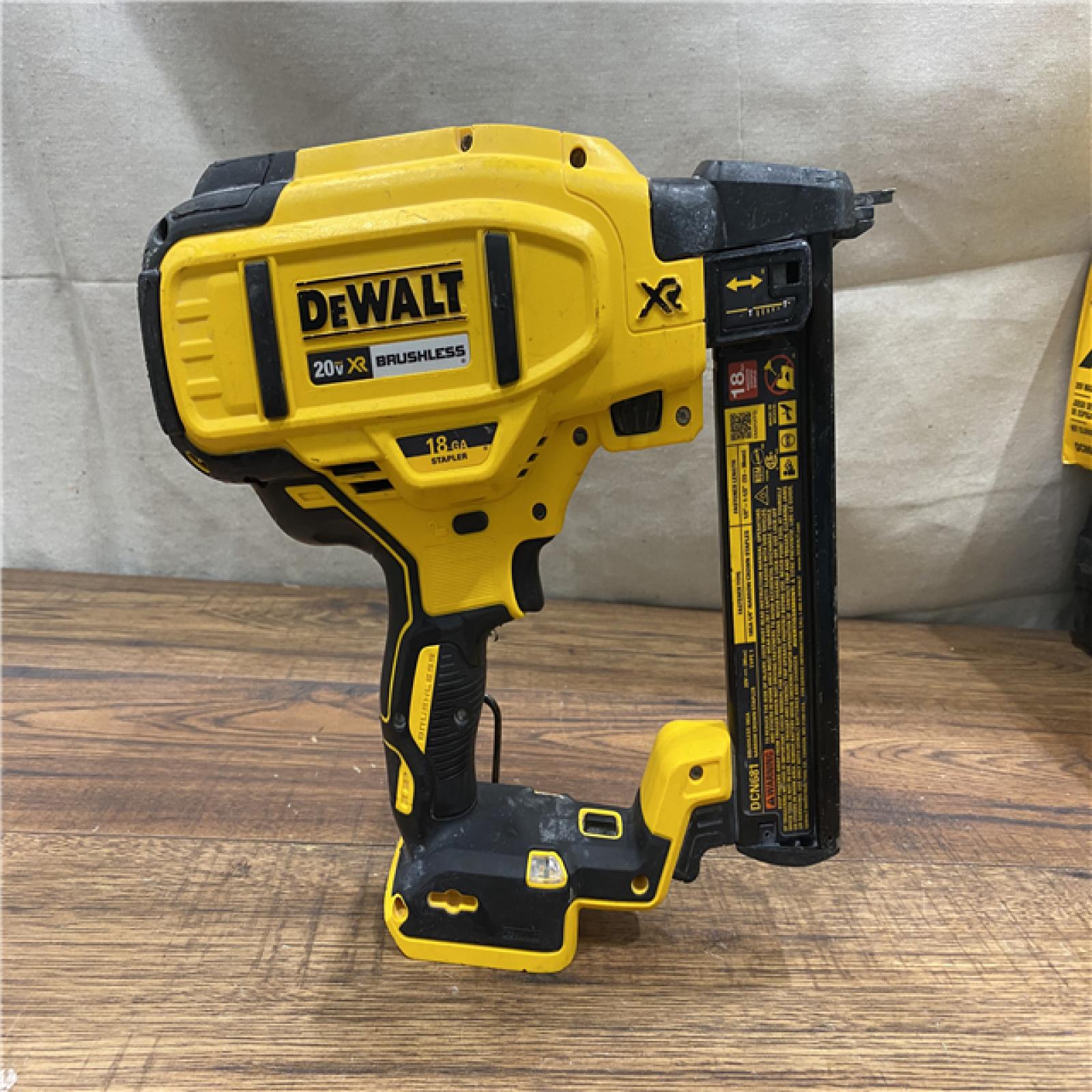 AS-IS DEWALT Cordless 18-Gauge Narrow Crown Stapler (Tool Only)