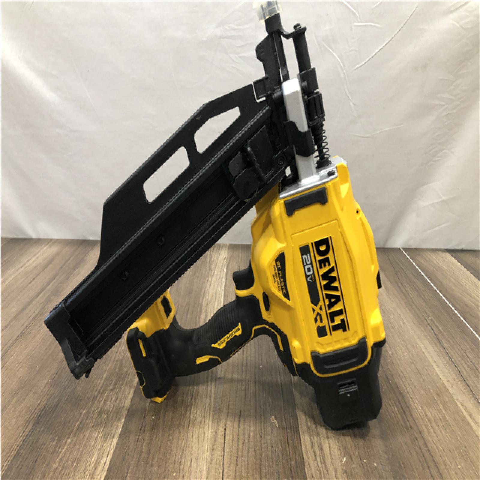 AS-IS DEWALT 20-Volt 21° Cordless Framing Nailer (Tool-Only)