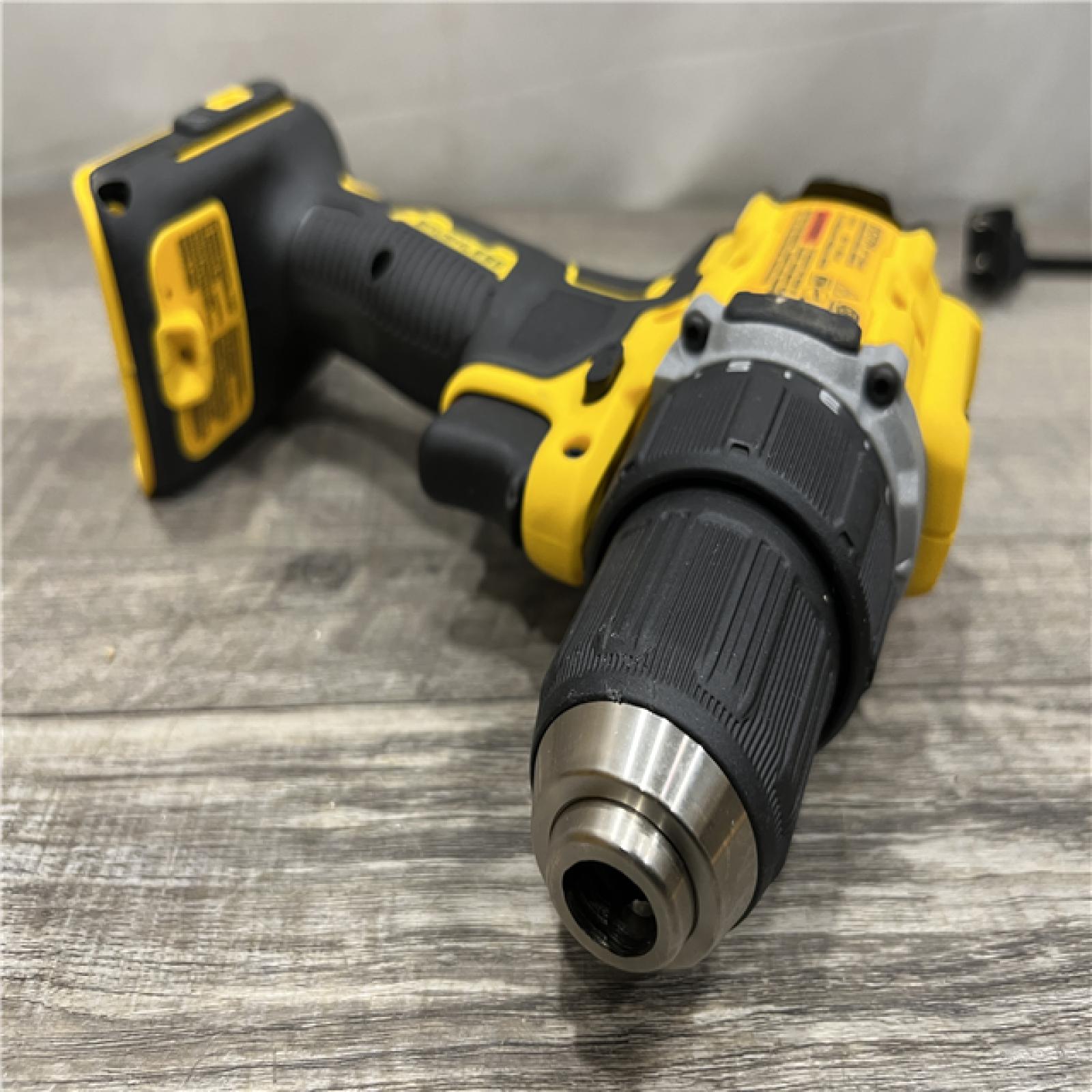 AS-IS DEWALT Atomic 20V Lithium-Ion Cordless Compact 1/2 in. Drill/Driver Kit