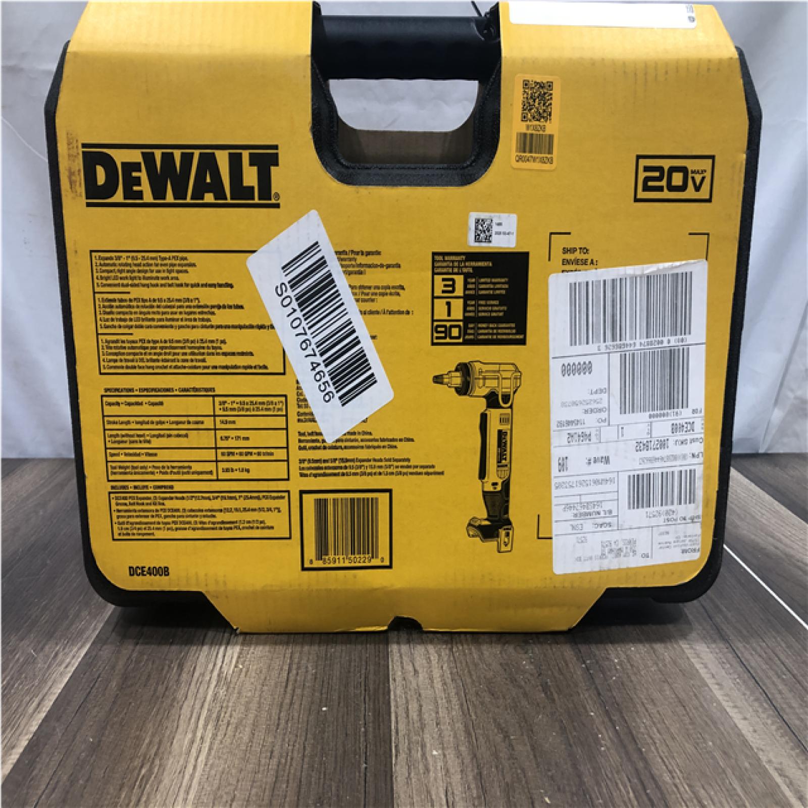 NEW- DEWALT 20V MAX Cordless 1 in. PEX Expansion Tool Kit
