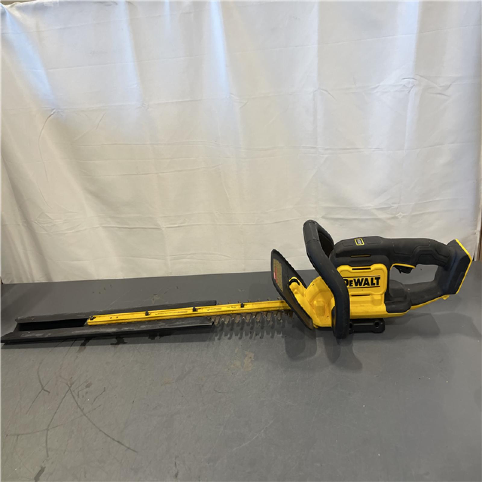 AS-IS - DeWalt 20V MAX 22 in. Cordless Battery Powered Hedge Trimmer