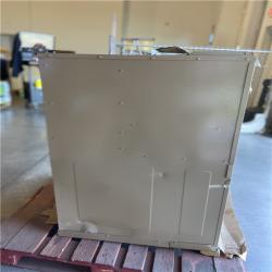 DALLAS LOCATION - MAGIC PAK PACKAGED VERTICAL UNIT 48K HEAT/ 18K COOL HWC8N4812P18A