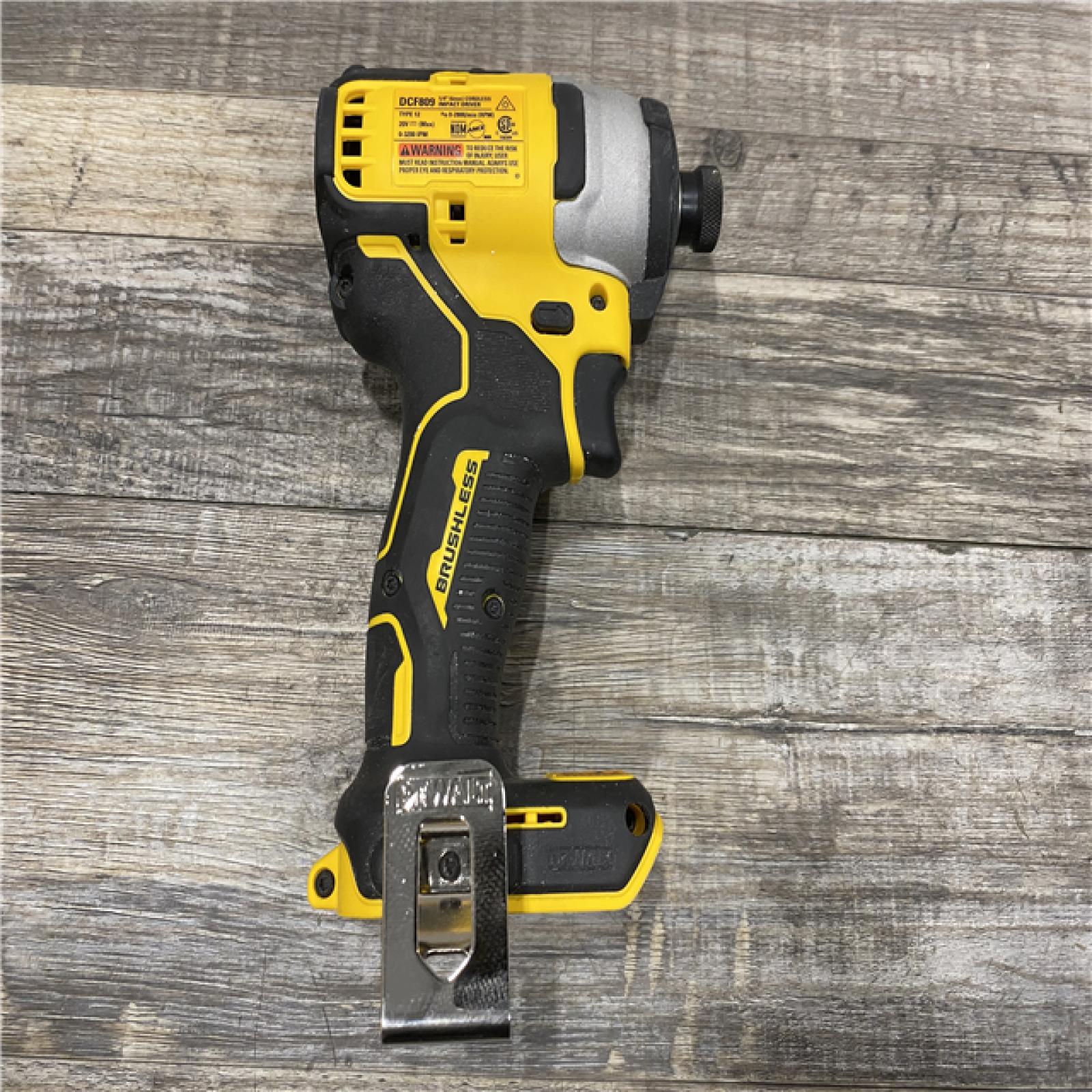 AS-IS DEWALT Atomic 20V Max Lithium-Ion Brushless Cordless Compact 1/4 in. Impact Driver Kit