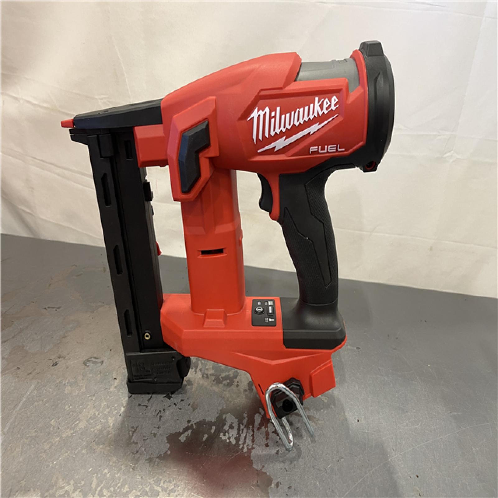 AS-IS - MILWAUKEE FUEL 18V Cordless 18-Gauge 1/4 in. Narrow Crown Stapler