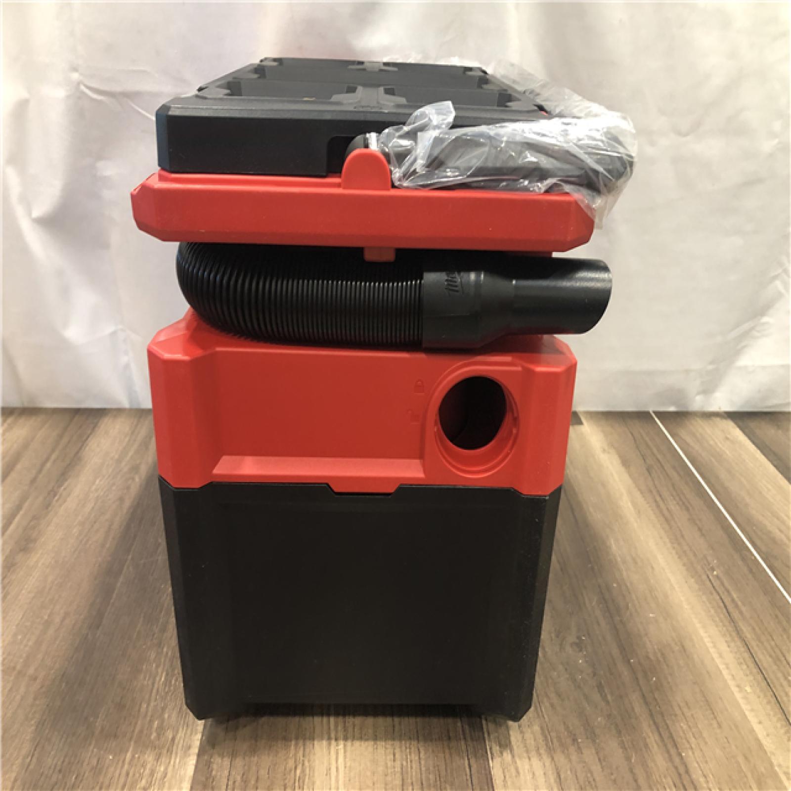 AS-IS Milwaukee FUEL PACKOUT 18-Volt Lithium-Ion Cordless 2.5 Gal. Wet/Dry Vacuum (Vacuum-Only)