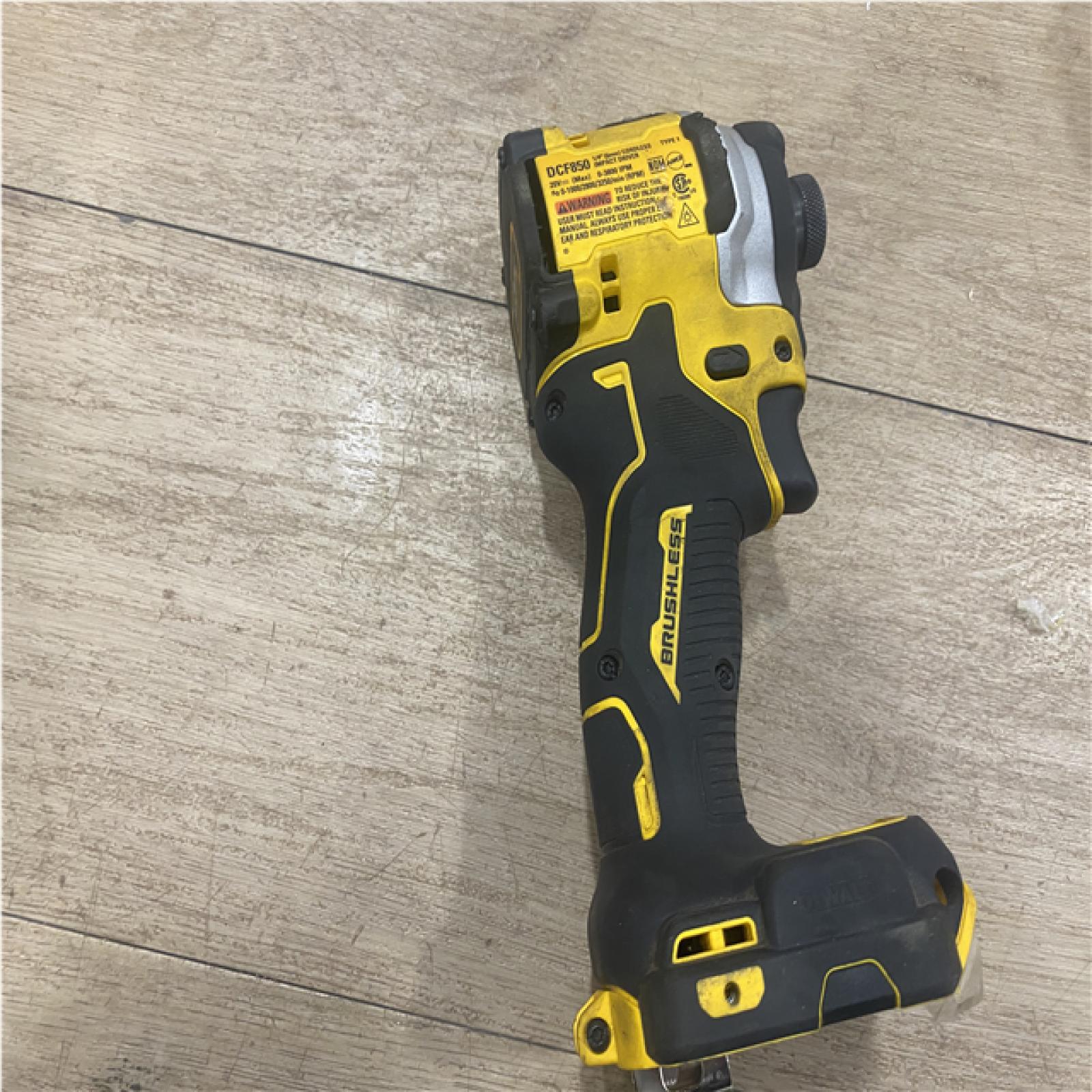 AS-IS DEWALT ATOMIC 20V MAX Cordless Brushless Compact 1/4 in. Impact Driver (Tool Only)
