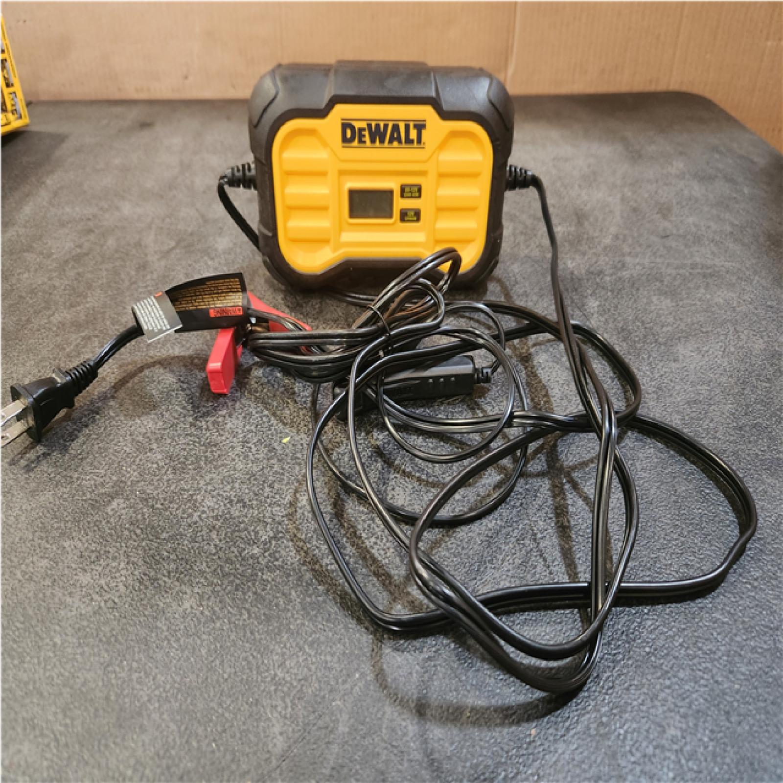 Phoenix NEW DEWALT Professional 10 Amp Battery Charger  Battery Maintainer  Battery Trickle Charger - DXAEC10