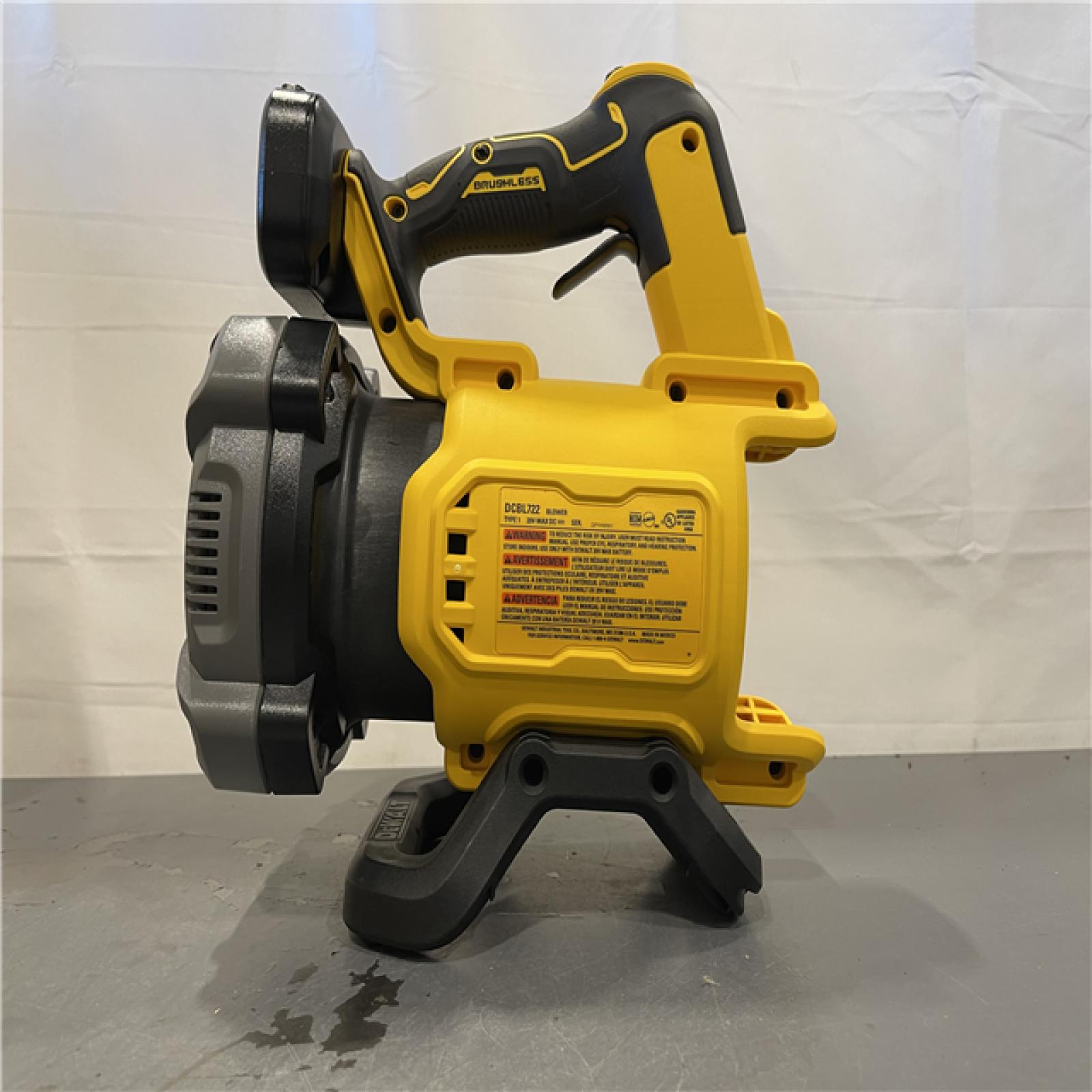 AS-IS - DEWALT 20V MAX 125 MPH 450 CFM Brushless Cordless Handheld Leaf Blower