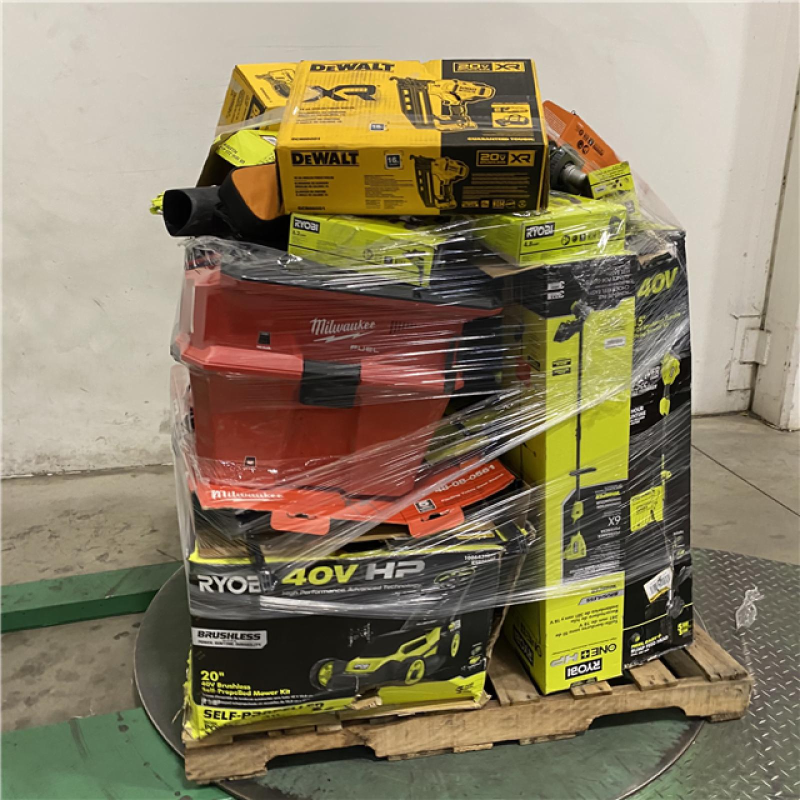 Dallas Location - As-Is Tool Pallet