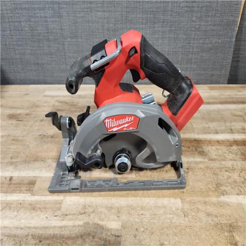 HOUSTON LOCATION - AS - IS Milwaukee FUEL 18V Lithium-Ion Brushless Cordless 6-1/2 in. Circular Saw (Tool-Only)
