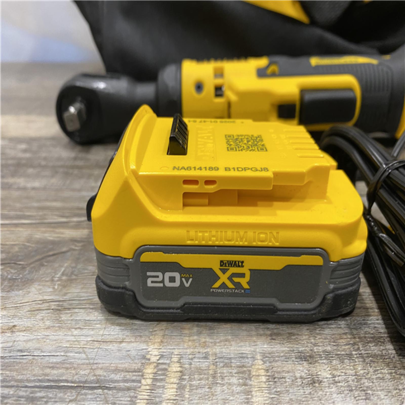 AS-IS DEWALT 20-Volt Lithium-Ion Cordless 3/8 in. Ratchet Kit