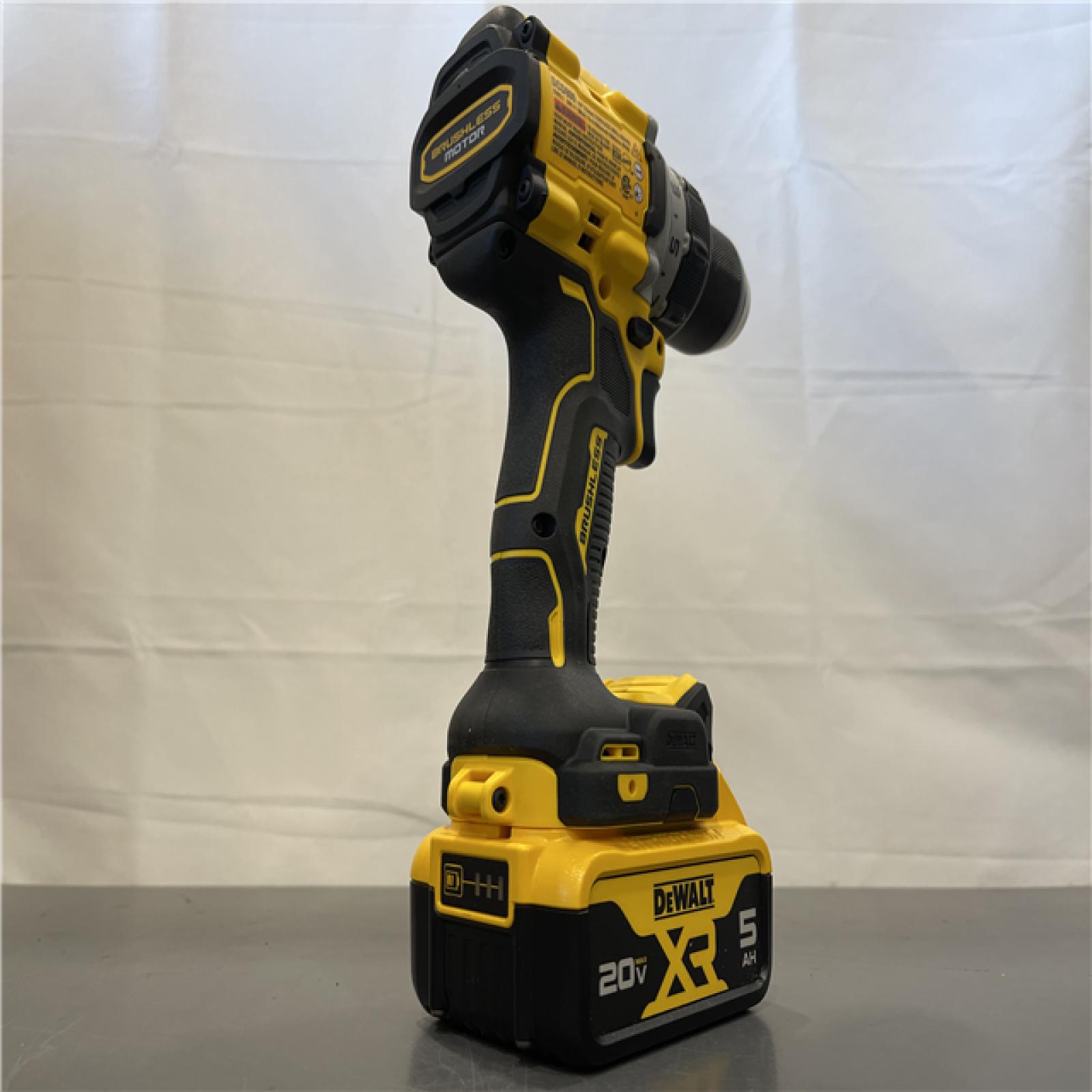 AS-IS - DEWALT 20V MAX XR Brushless Cordless 1/2 Drill/Driver Kit