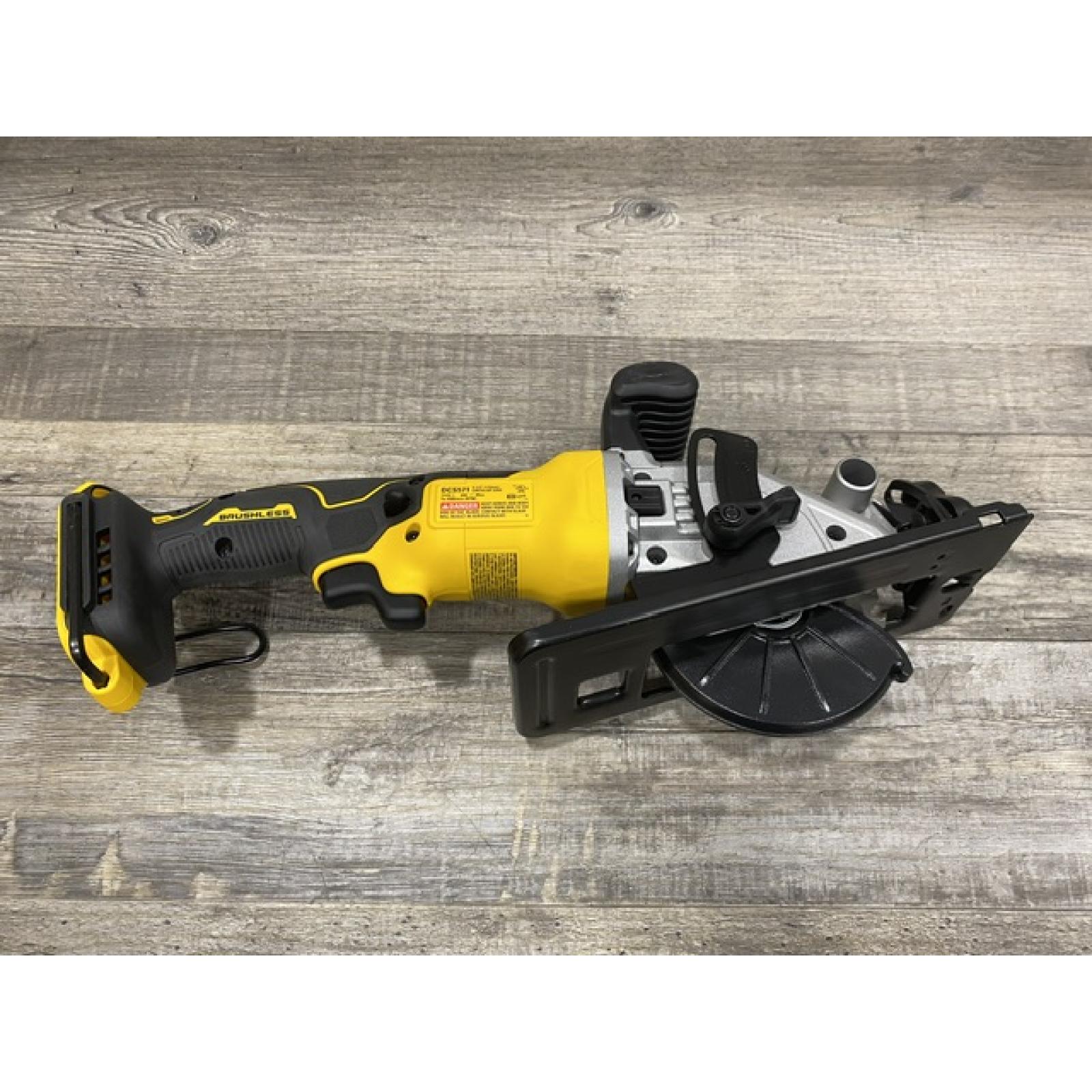 AS-IS DEWALT ATOMIC 20V MAX Cordless Brushless 4-1/2 in. Circular Saw (Tool Only)