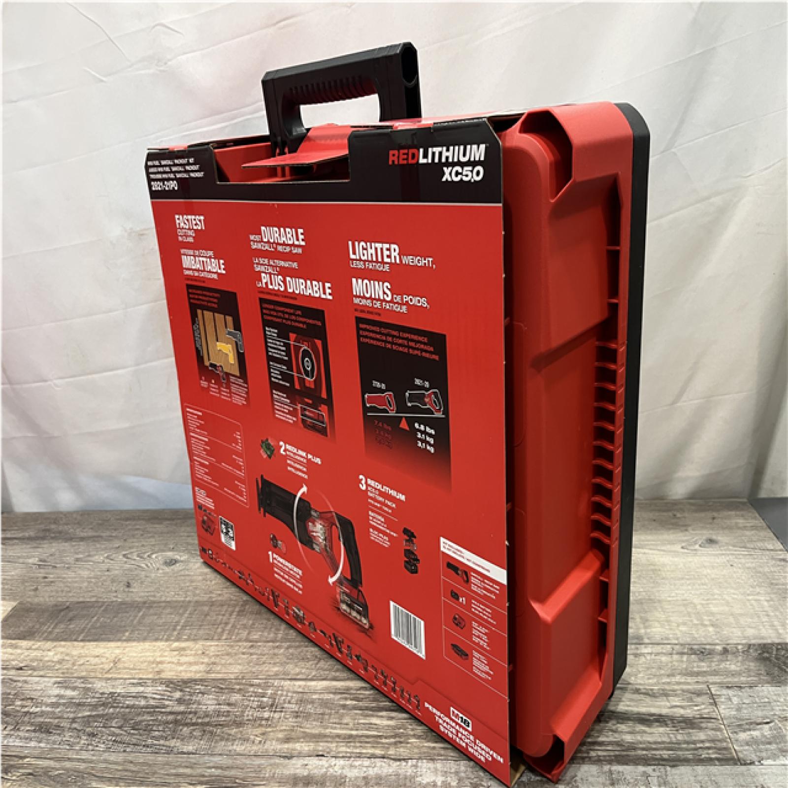 NEW - Milwaukee FUEL18V Lithium-Ion Brushless Cordless SAWZALL Reciprocating Saw Kit with PACKOUT Tool-Box