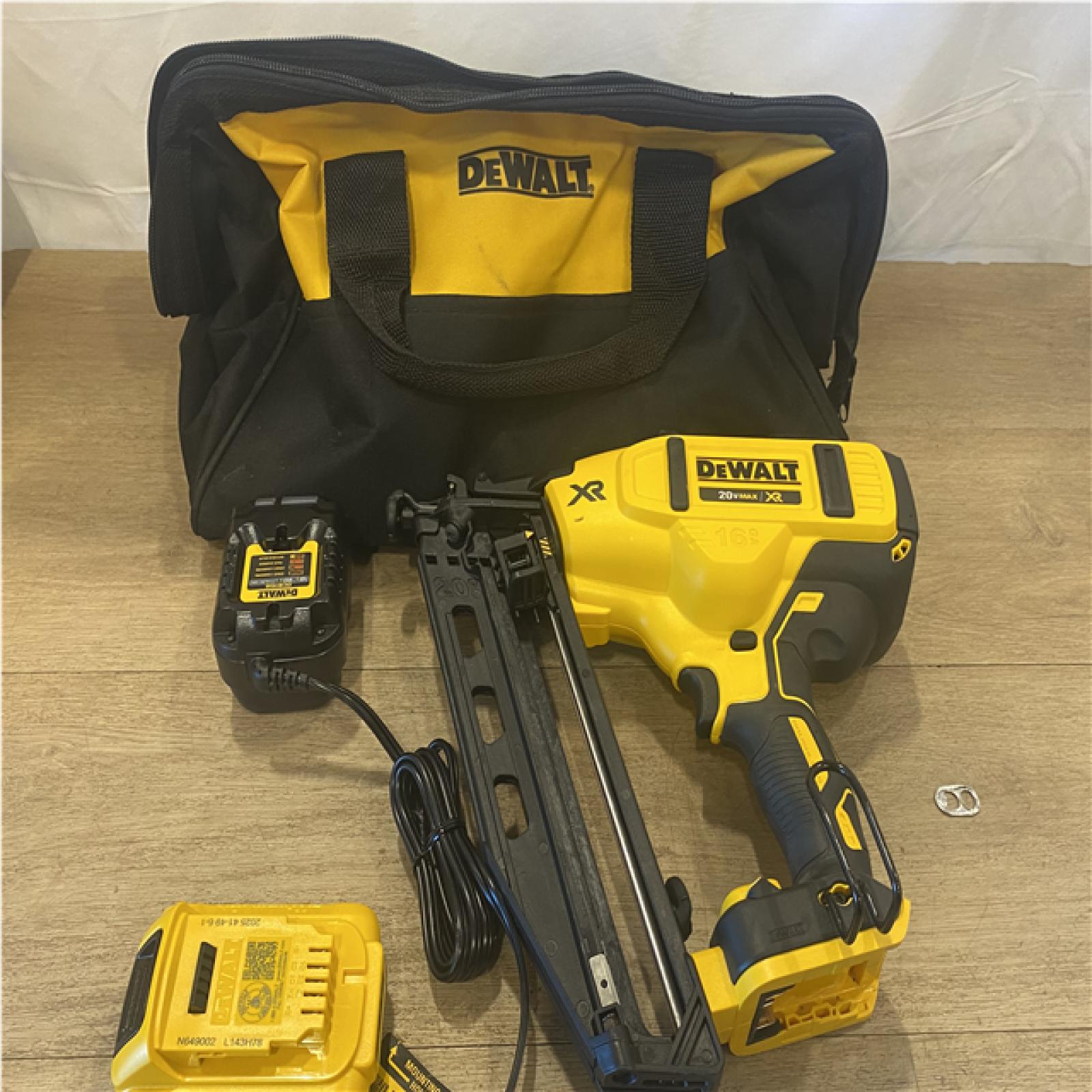 AS-IS DEWALT 20V MAX XR 16-Gauge Electric Cordless Angled Finishing Nailer Kit