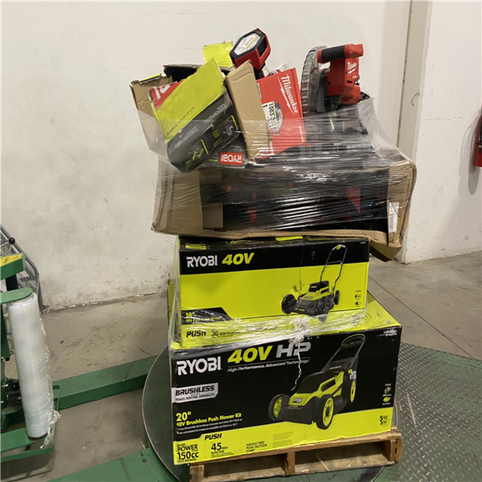 Dallas Location - As-Is Tool Pallet