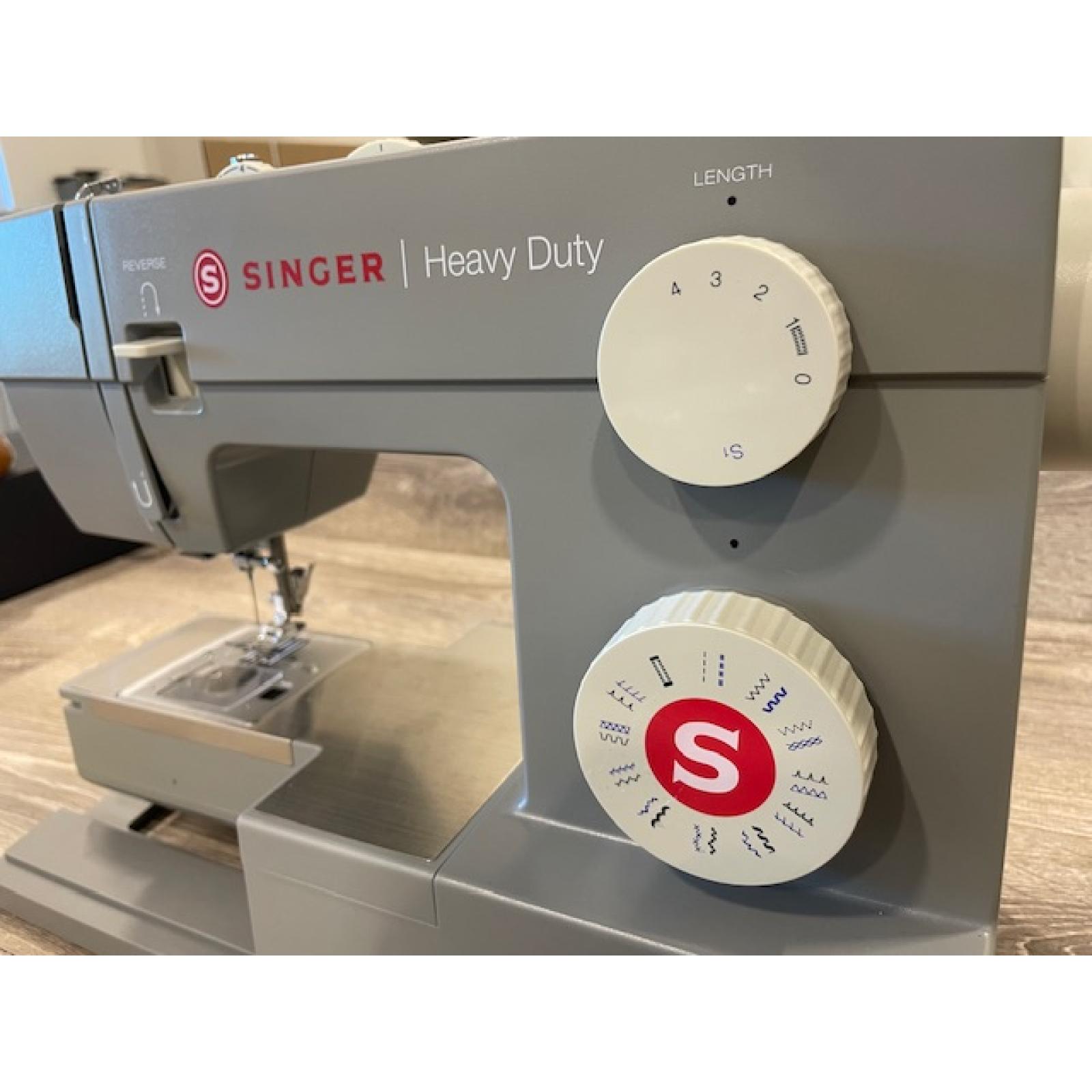 AS-IS SINGER® Heavy Duty 44S Sewing Machine