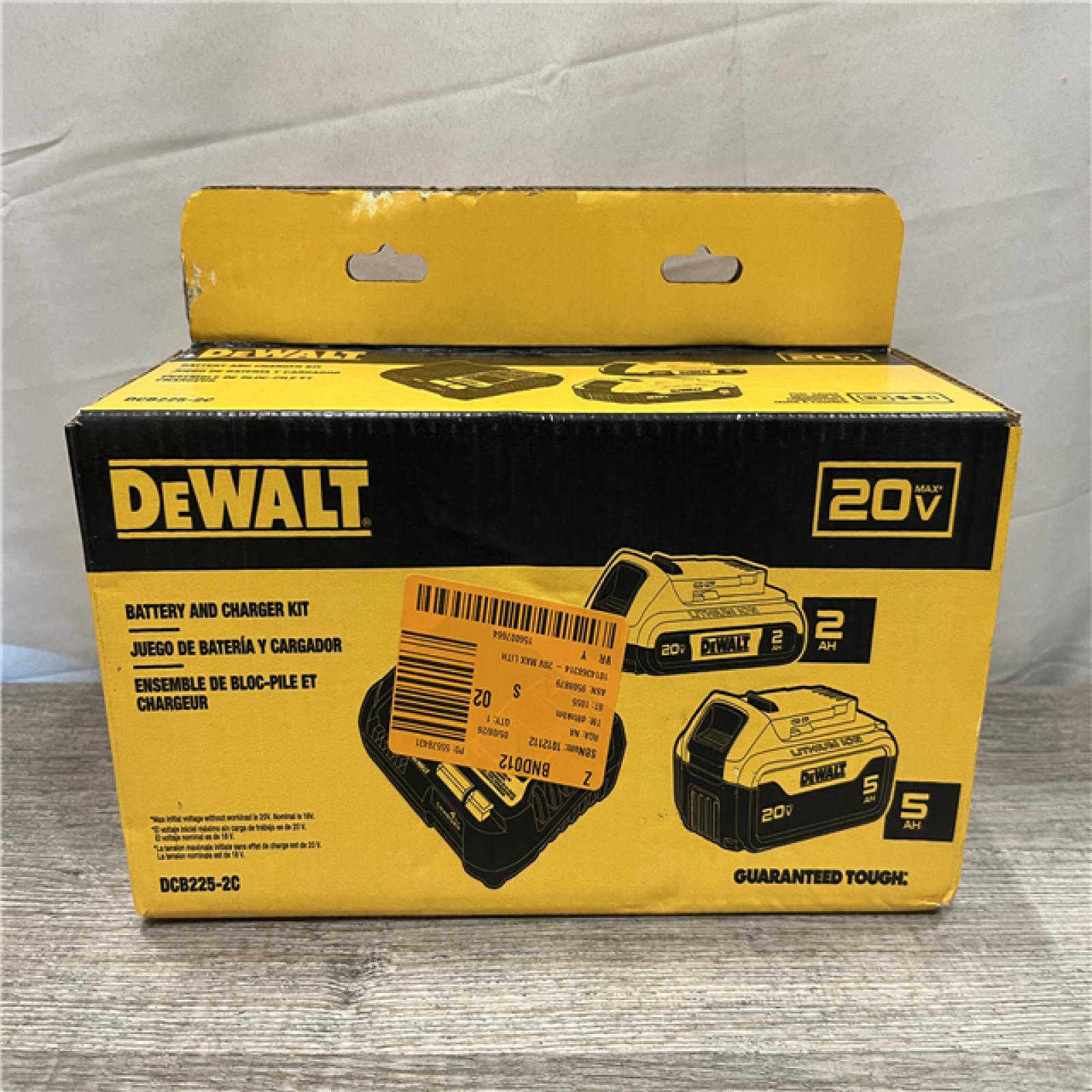 NEW - DEWALT 20V MAX Lithium-Ion Battery Kit with 5.0Ah and 2.0Ah Battery and Charger